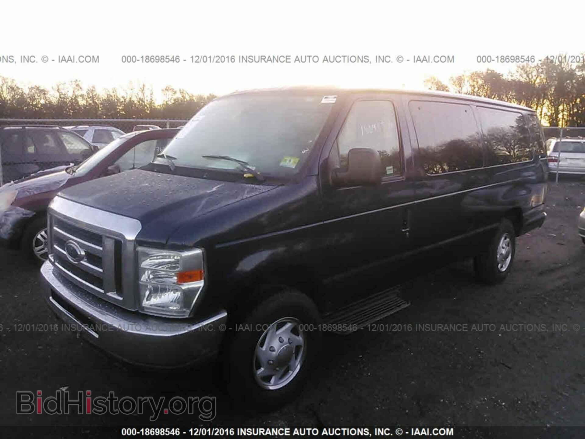 2011 Ford Econoline - VIN: 1FBSS3BL0BDA33690 - Photo 2