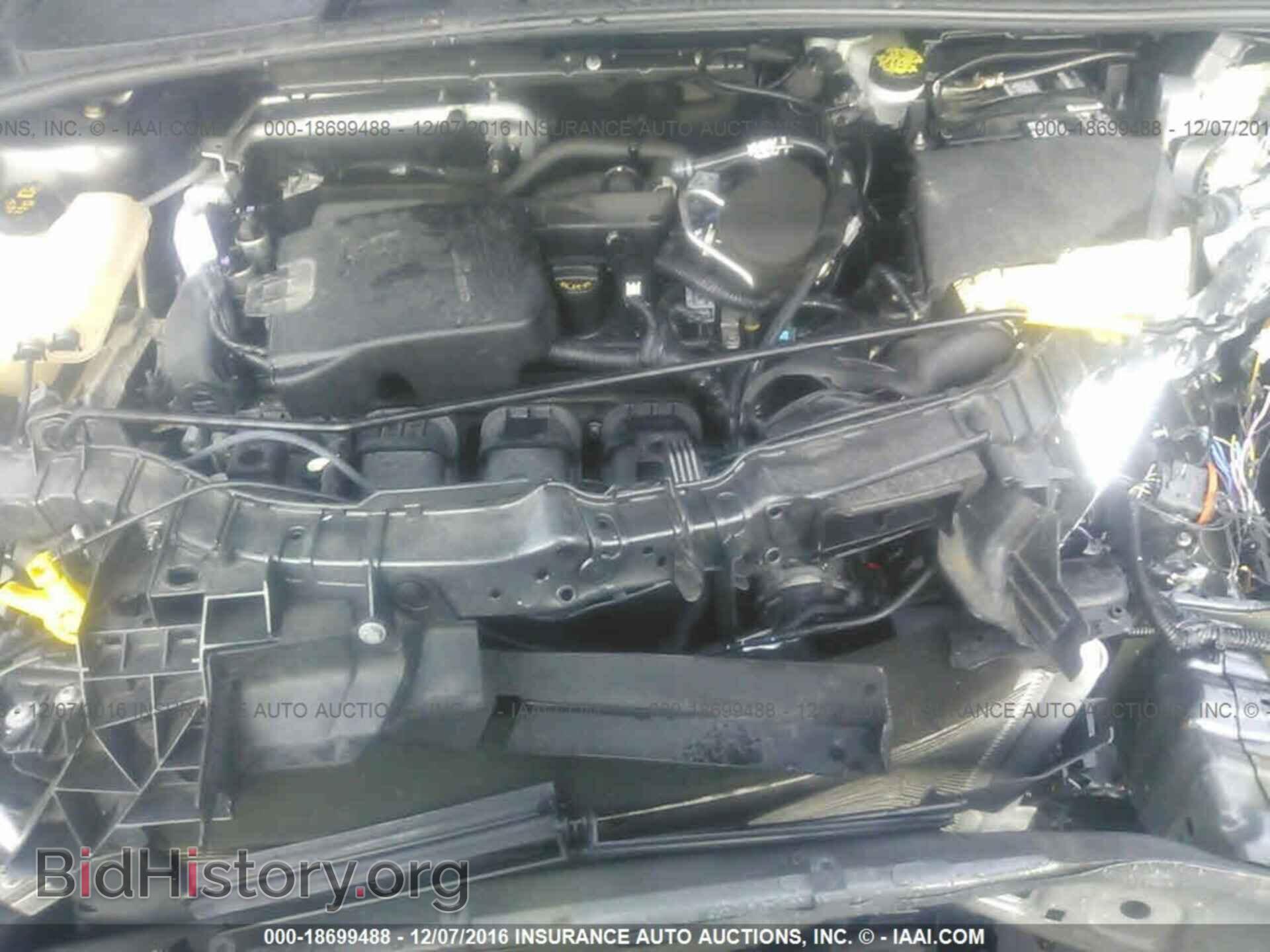 2015 Ford Focus - VIN: 1FADP3F2XFL311990 - Photo 10
