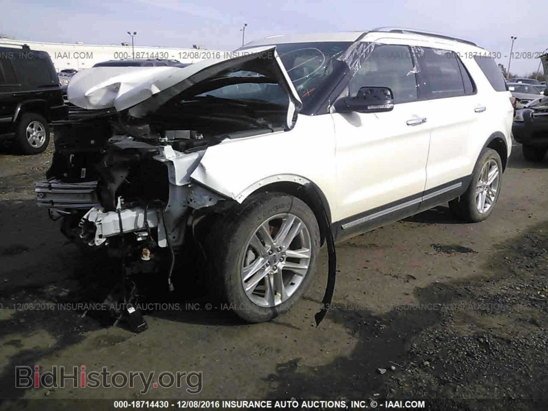 2016 Ford Explorer - VIN: 1FM5K7F81GGA42406 - Фото 2
