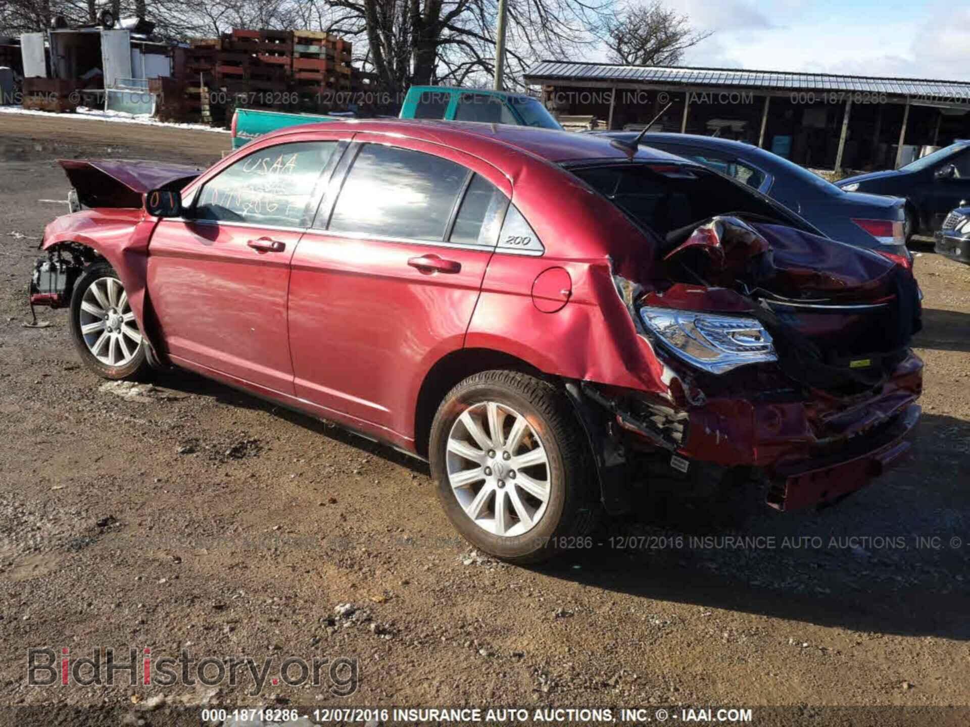 2011 Chrysler 200 - VIN: 1C3BC1FB0BN584005 - Photo 3
