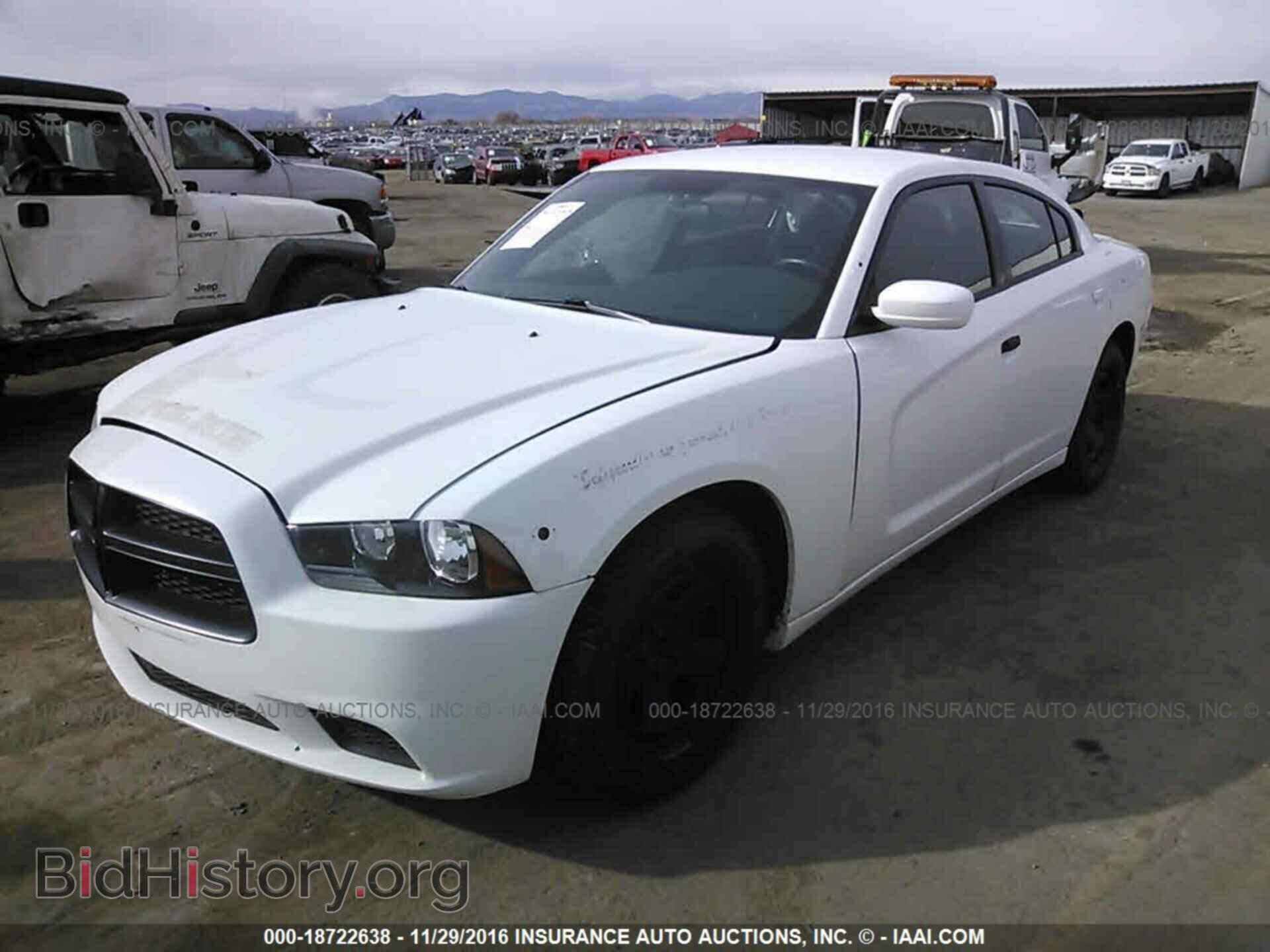2012 Dodge Charger - VIN: 2C3CDXAGXCH284408 - Фото 2