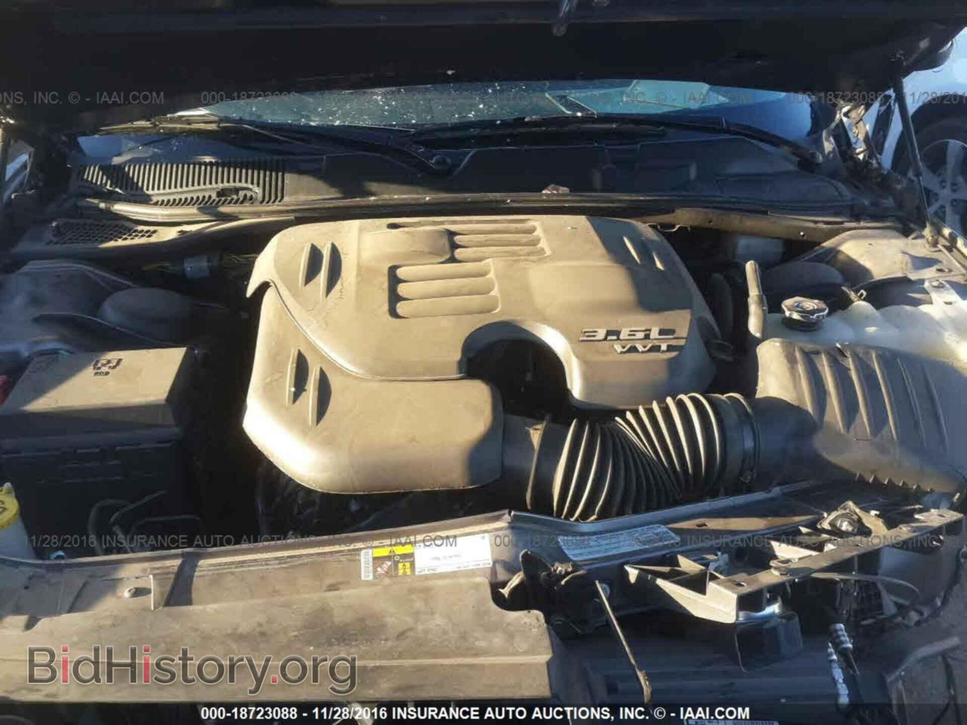 2014 Dodge Challenger - VIN: 2C3CDYAG4EH313751 - Photo 10