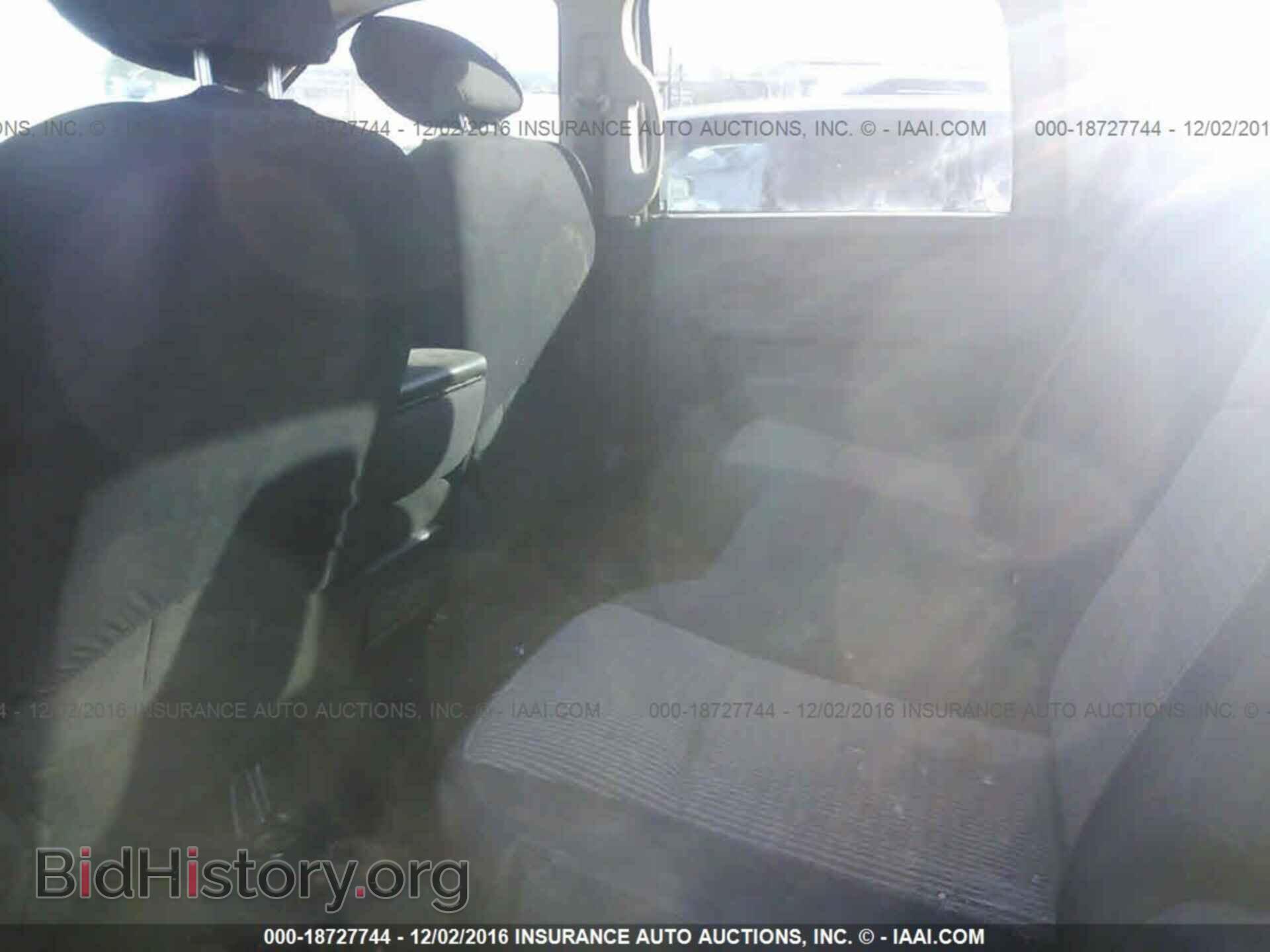 2012 Dodge Ram 1500 - VIN: 1C6RD7KT2CS285392 - Фото 8
