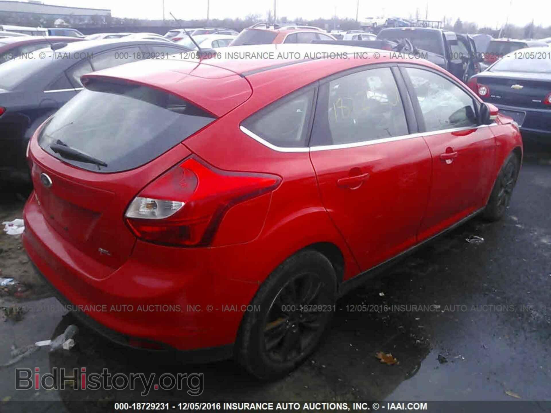 2012 Ford Focus - VIN: 1FAHP3M23CL111517 - Photo 4