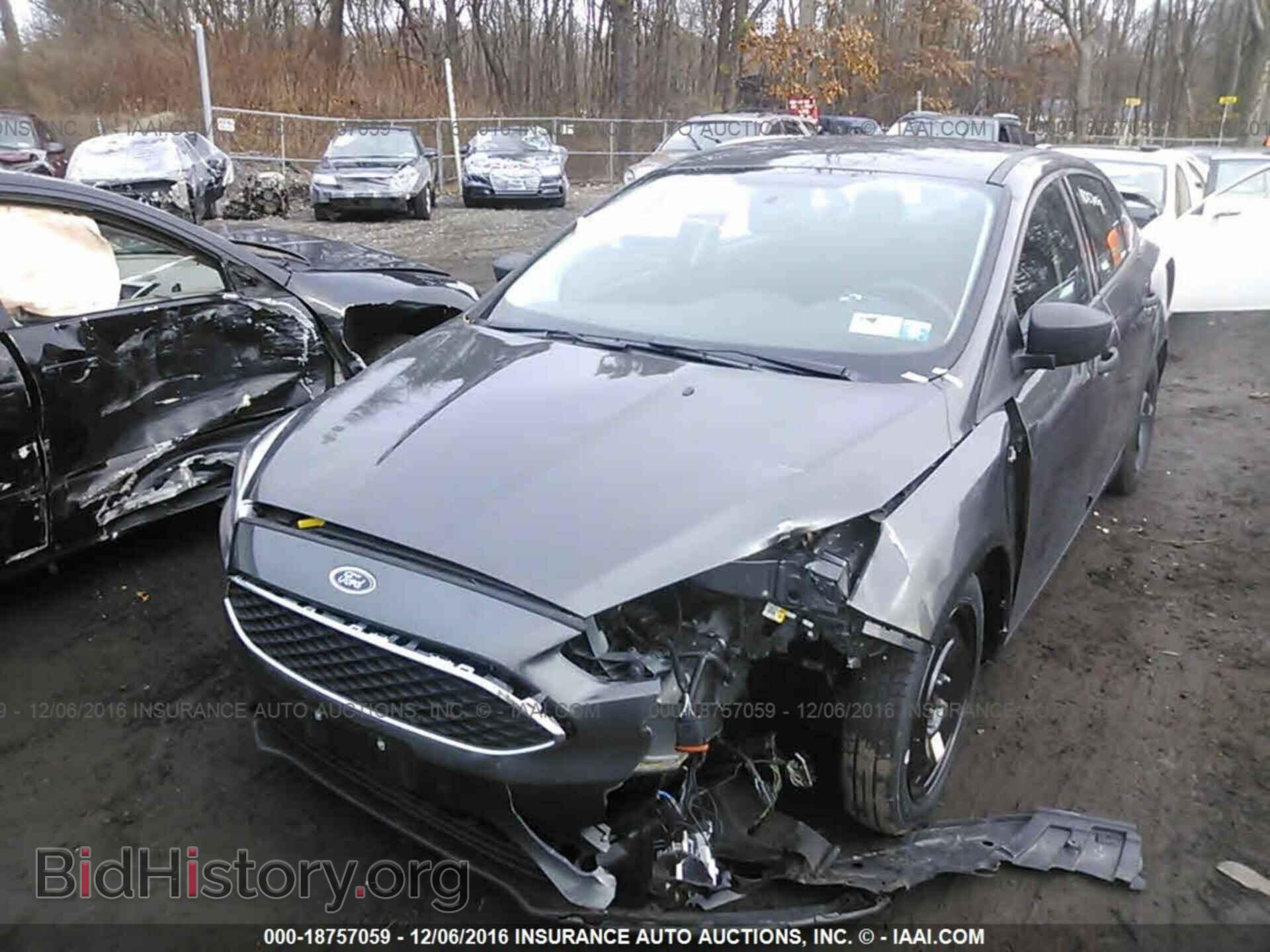 2015 Ford Focus - VIN: 1FADP3E22FL297617 - Фото 6