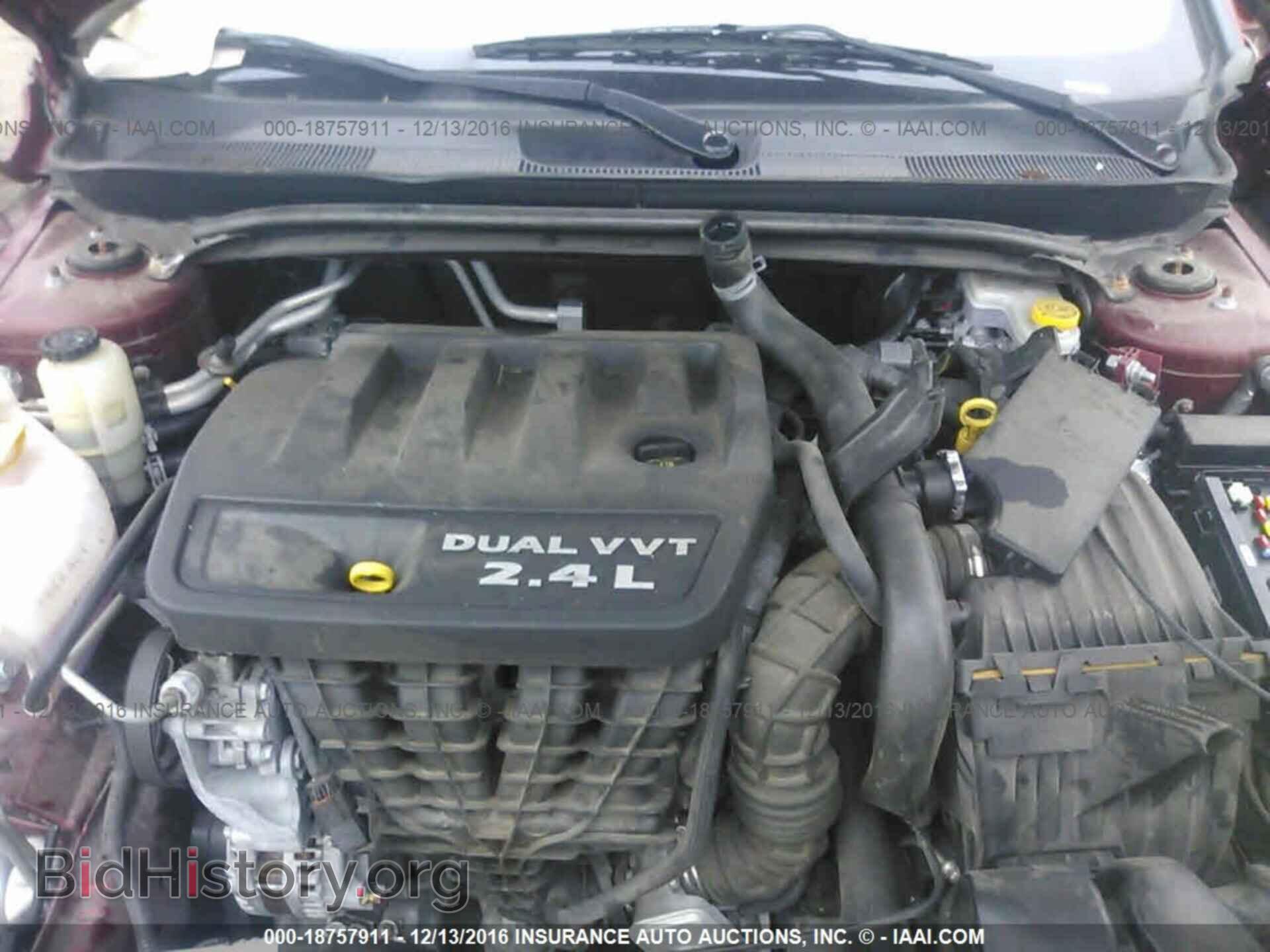 2014 Chrysler 200 - VIN: 1C3CCBAB6EN205482 - Фото 10