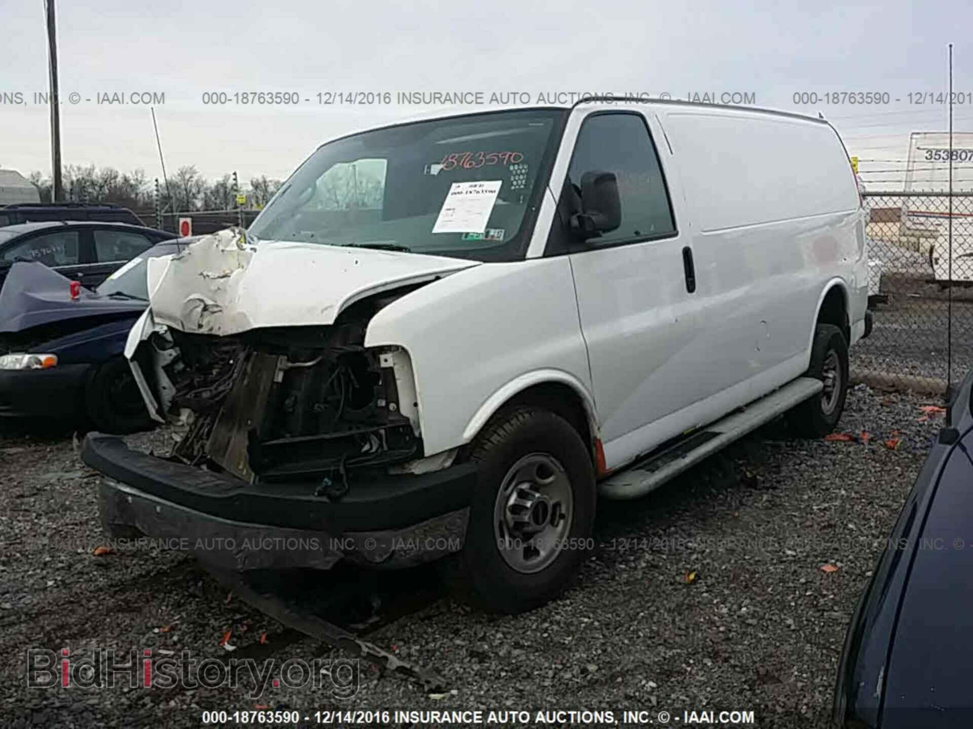 2014 Gmc Savana - VIN: 1GTW7FCA2E1909758 - Фото 2
