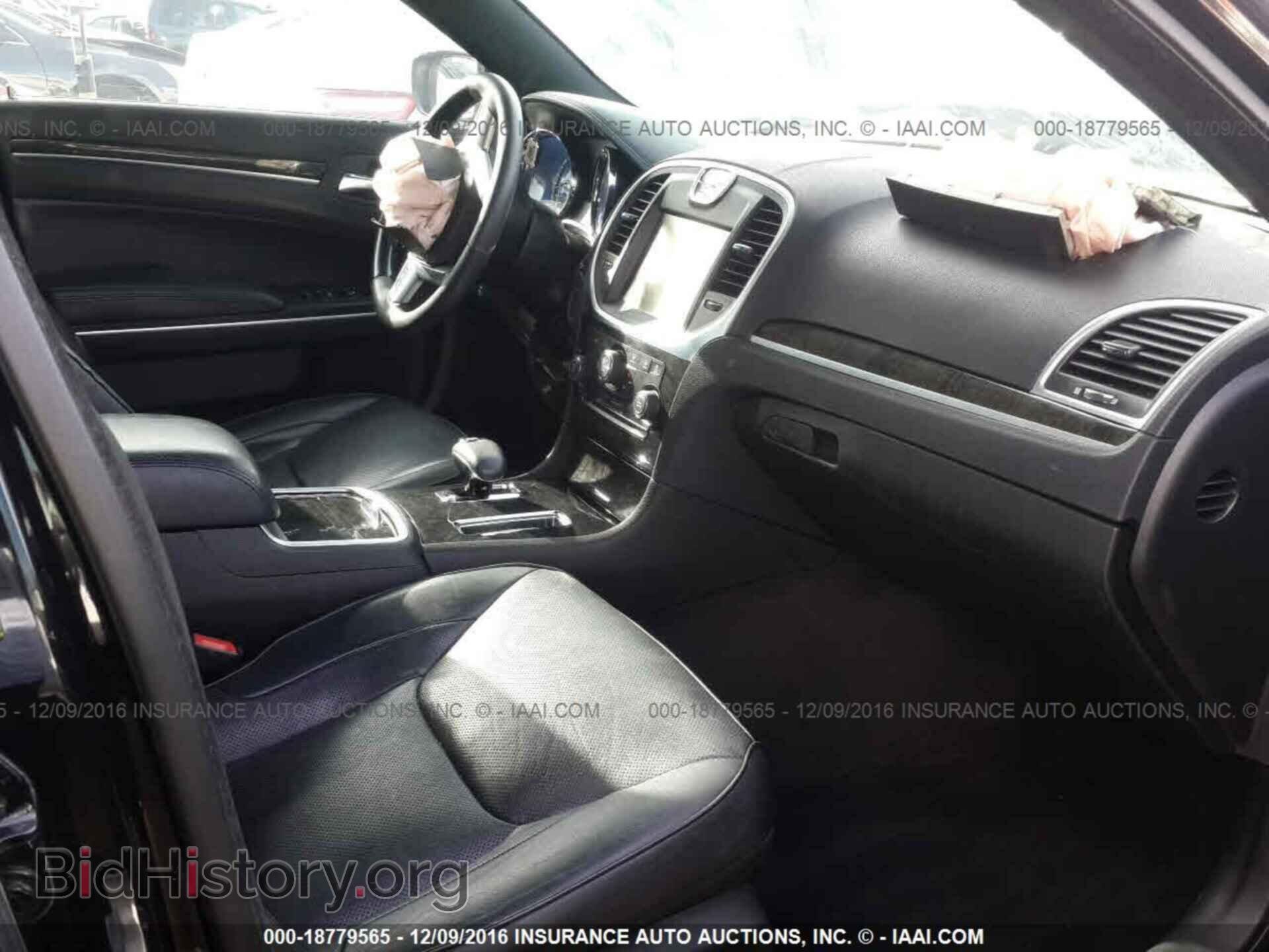 2013 Chrysler 300c - VIN: 2C3CCAEG3DH606513 - Фото 5