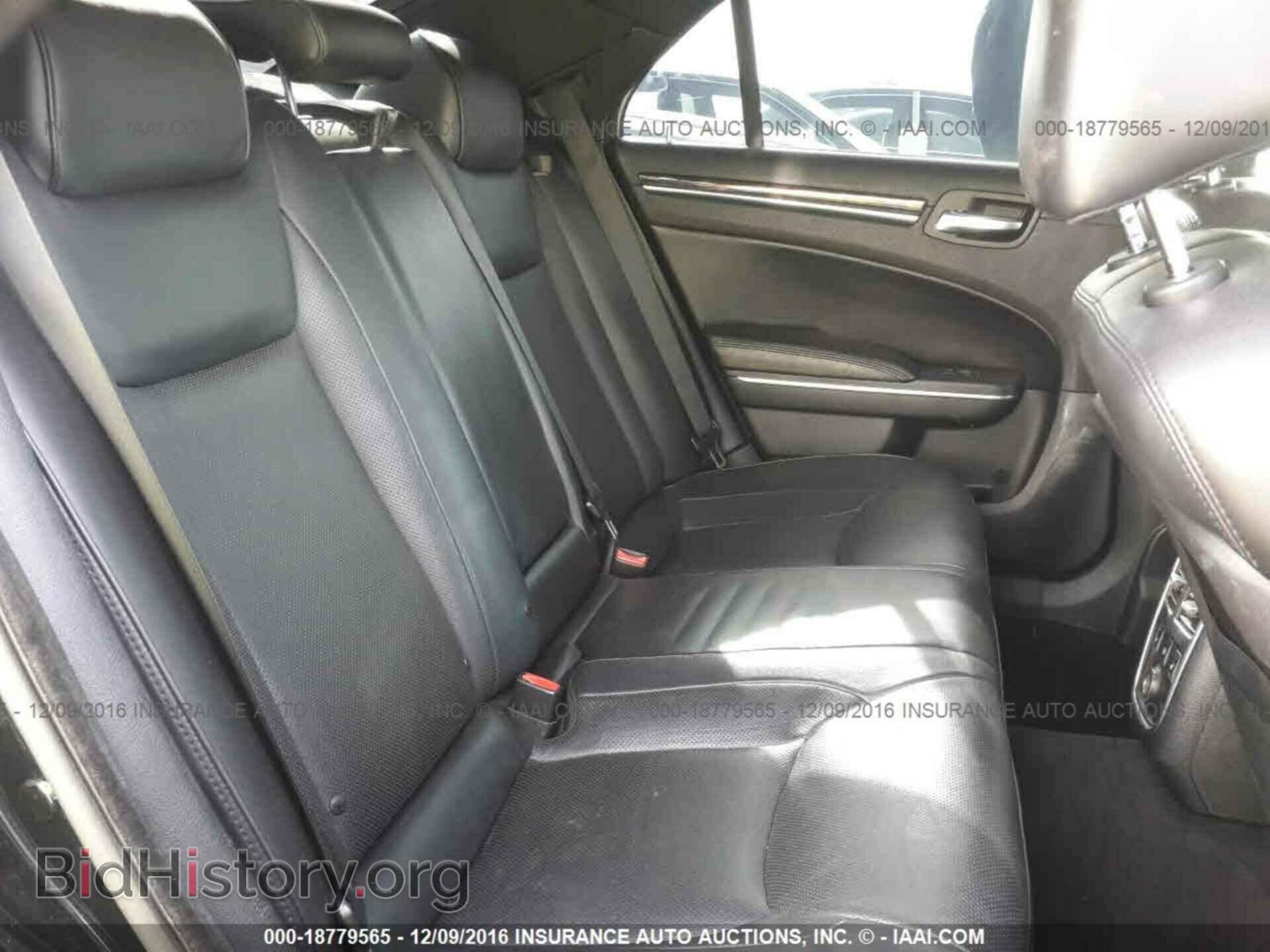 2013 Chrysler 300c - VIN: 2C3CCAEG3DH606513 - Фото 8