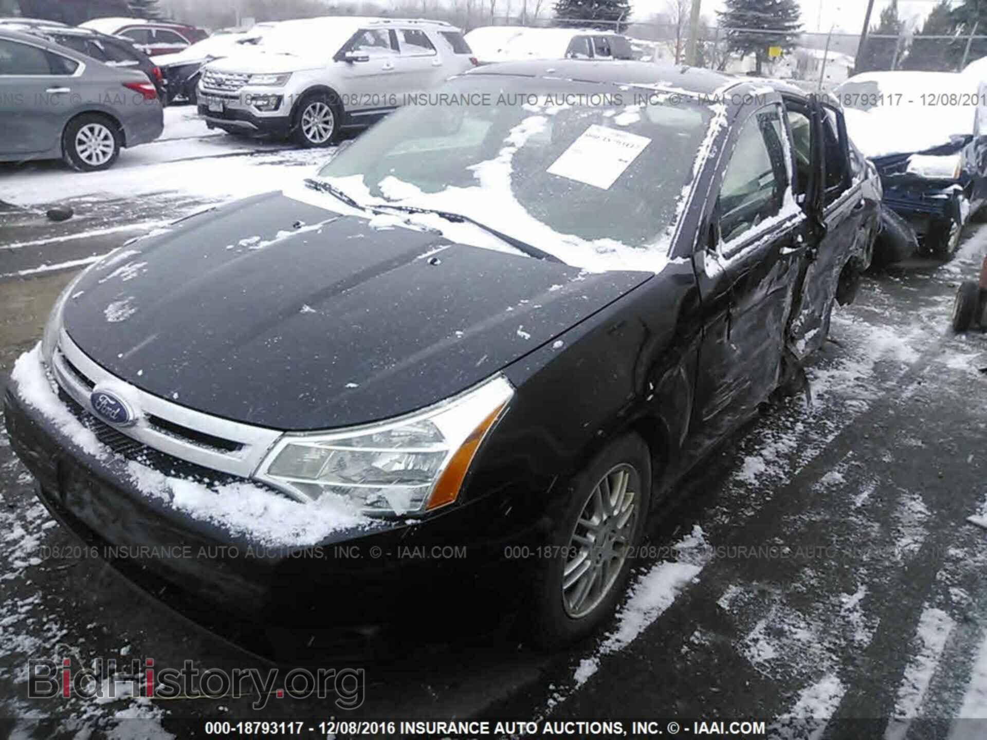 2009 FORD FOCUS - VIN: 1FAHP35NX9W109716 - Фото 2