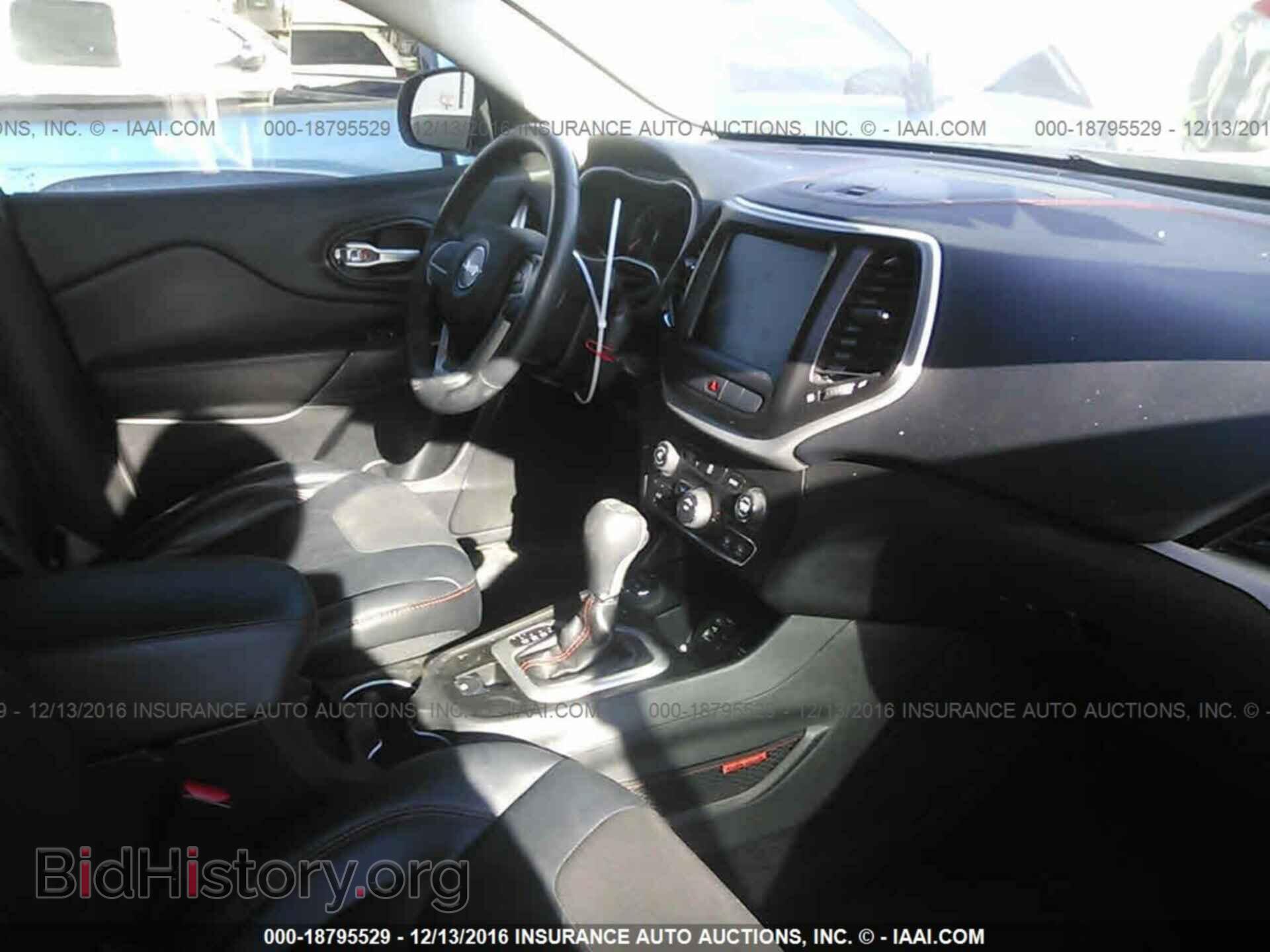 2014 Jeep Cherokee - VIN: 1C4PJMBS6EW198394 - Фото 5