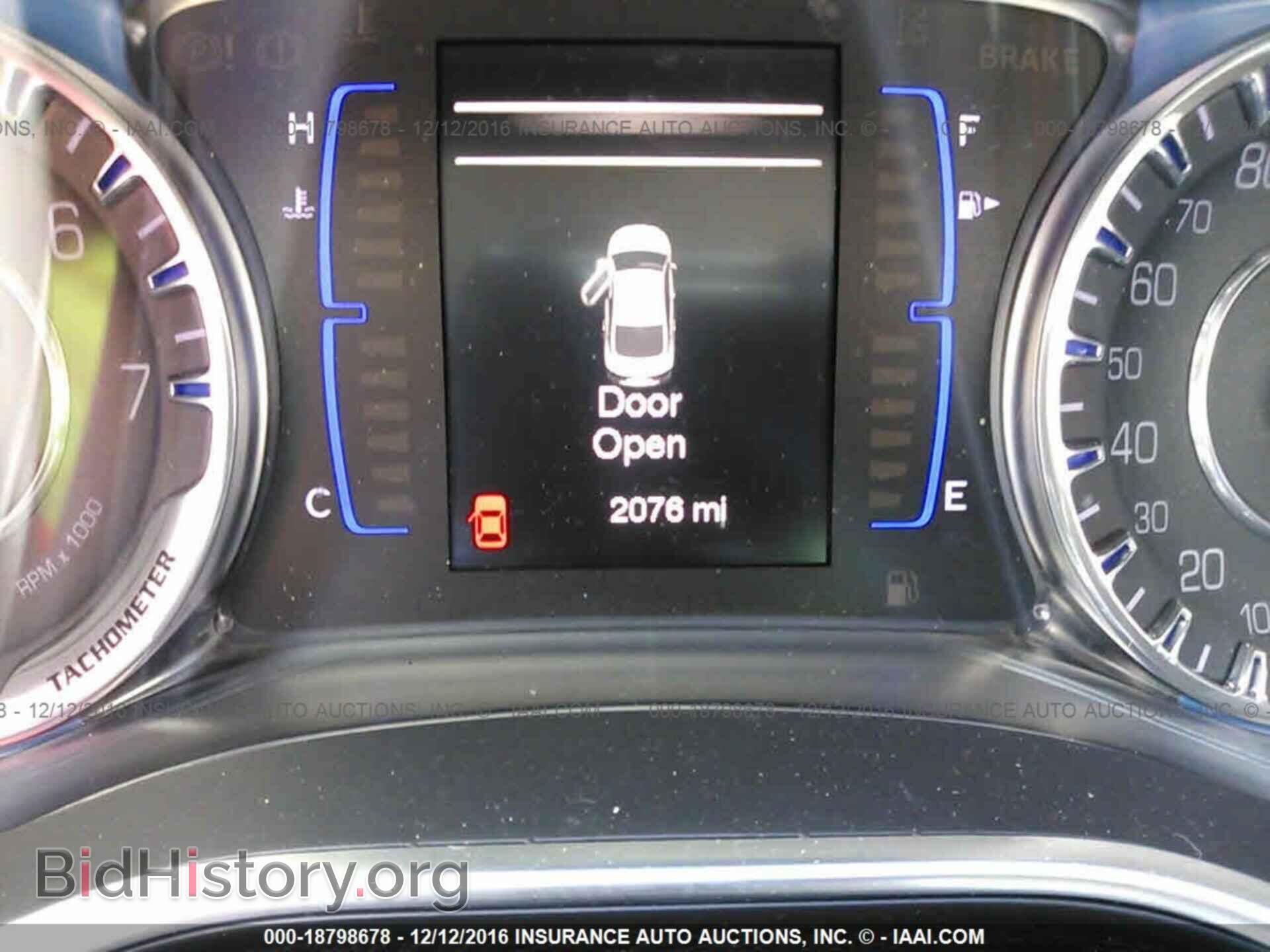 2017 Chrysler 200 - VIN: 1C3CCCFB8HN502871 - Фото 7