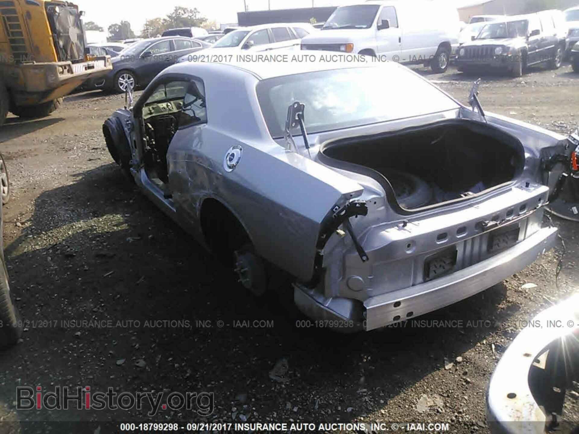 2016 Dodge Challenger - VIN: 2C3CDZAGXGH331938 - Photo 3