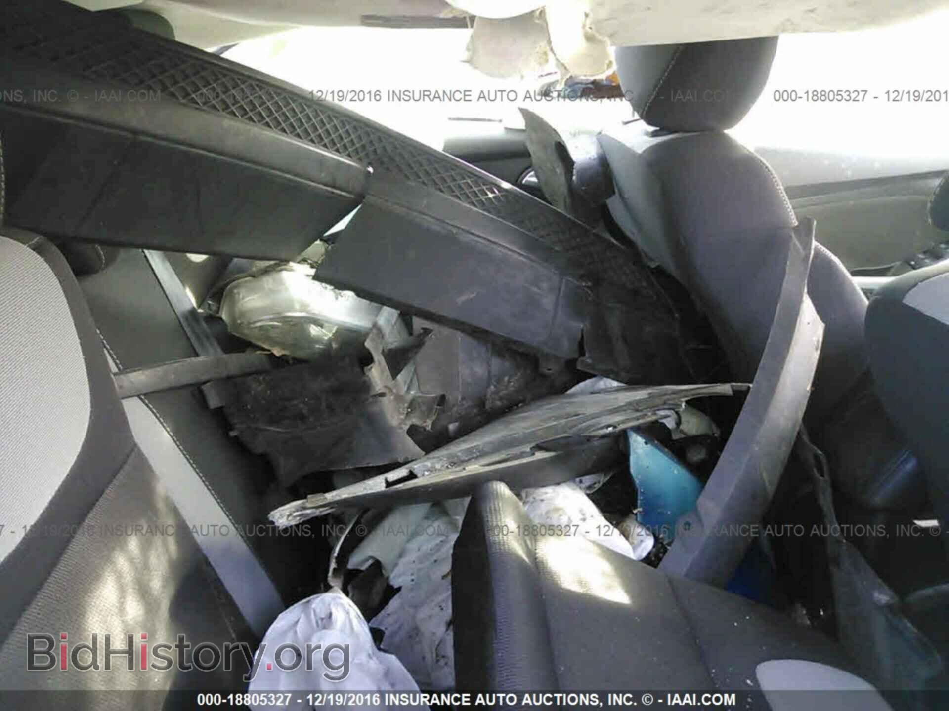 2012 Ford Focus - VIN: 1FAHP3K22CL390736 - Photo 8