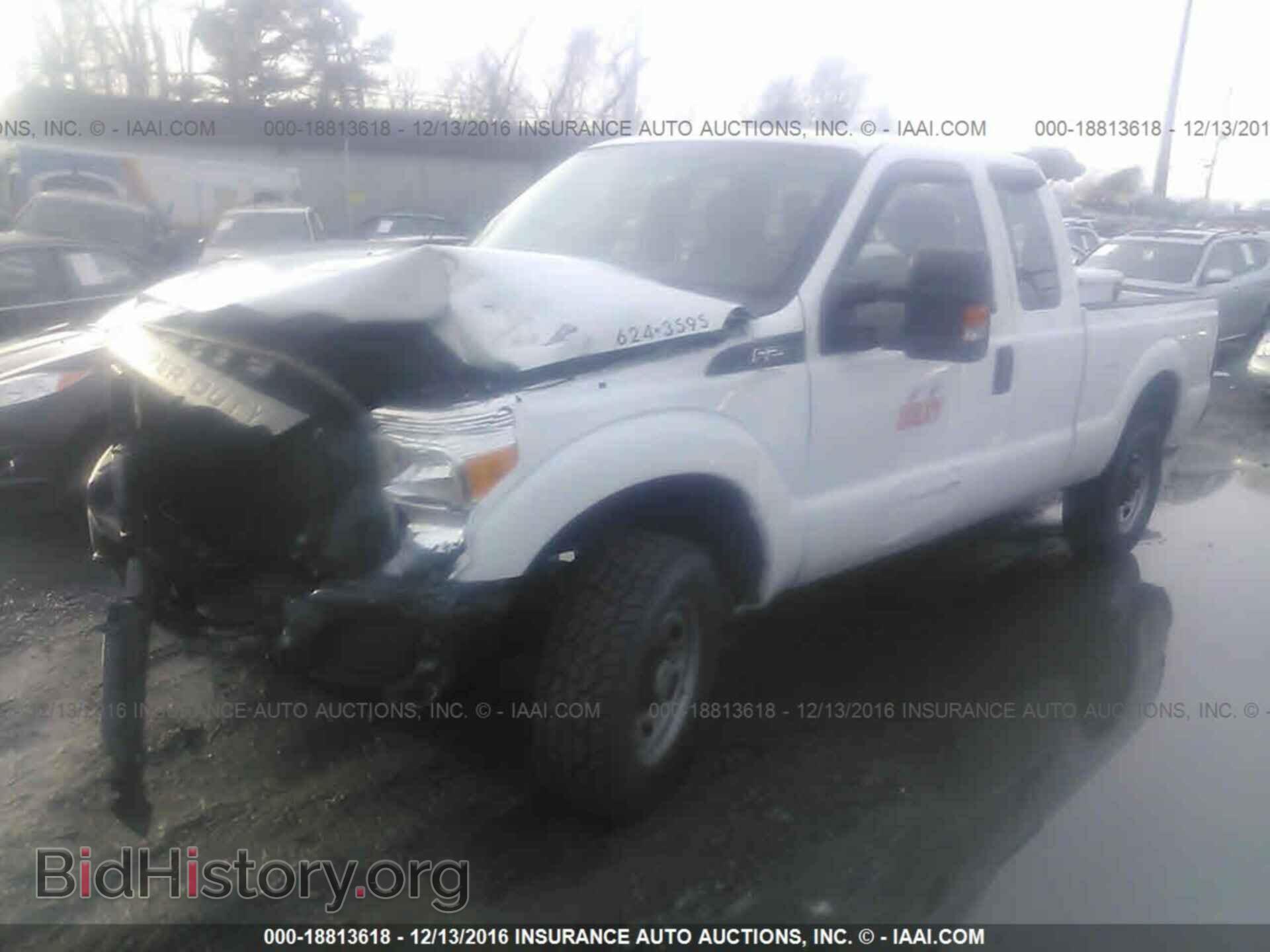 2013 Ford F250 - VIN: 1FT7X2B60DEB81195 - Фото 2
