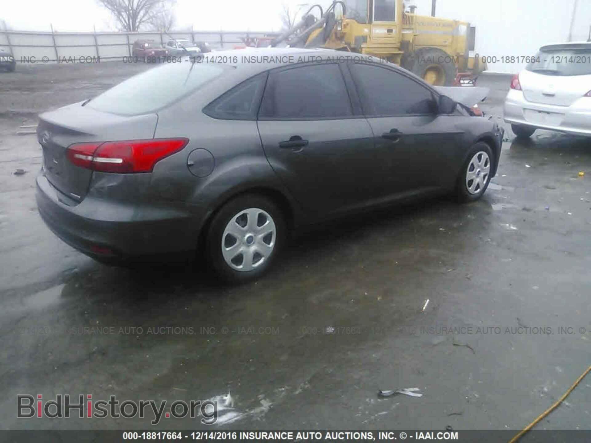 2015 Ford Focus - VIN: 1FADP3E20FL363517 - Фото 4
