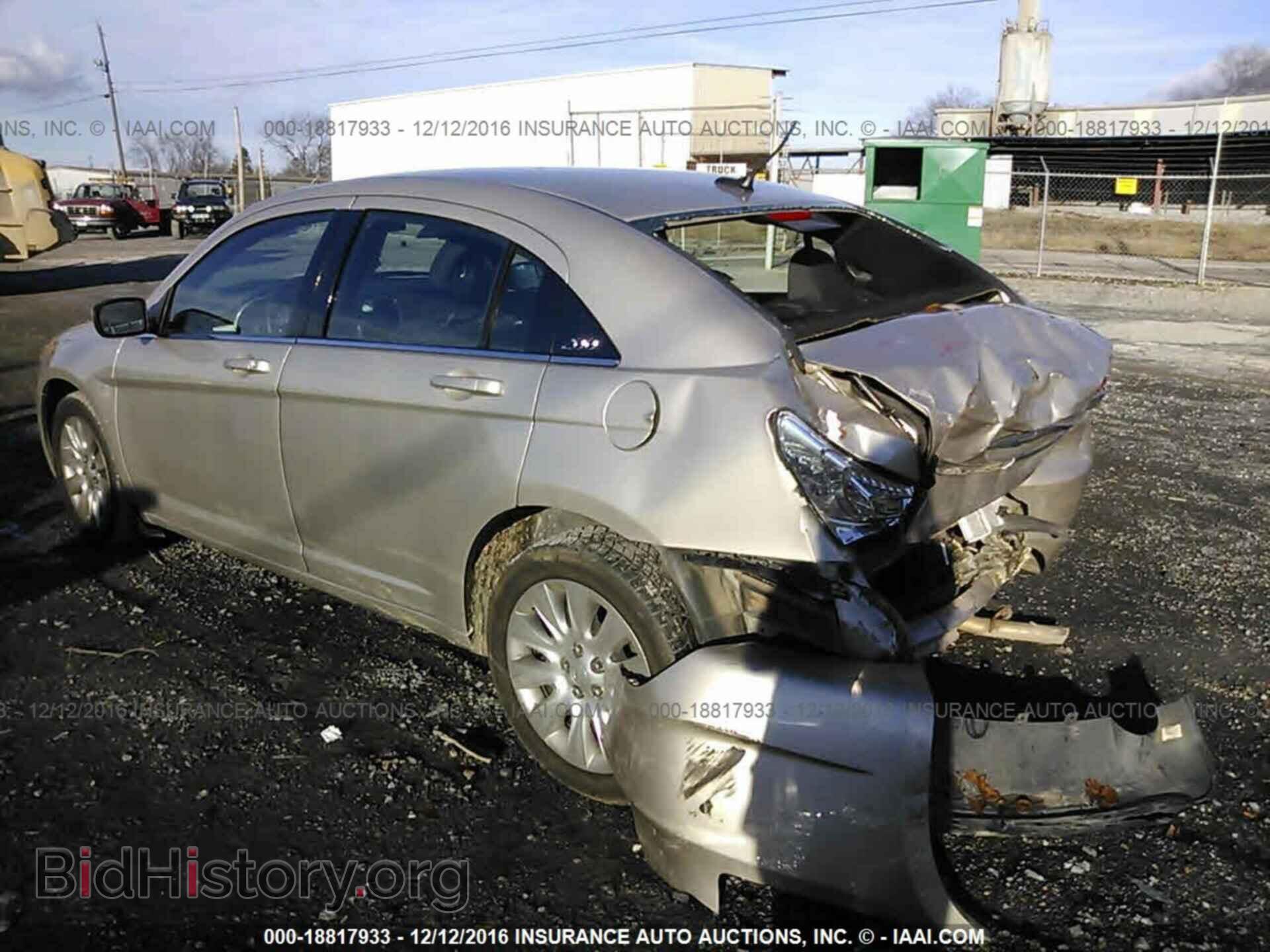 2013 Chrysler 200 - VIN: 1C3CCBAB3DN691294 - Photo 3