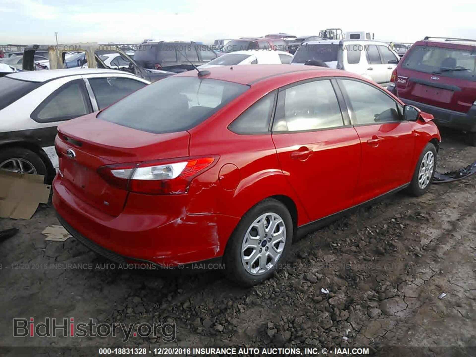 2012 Ford Focus - VIN: 1FAHP3F22CL367631 - Фото 4