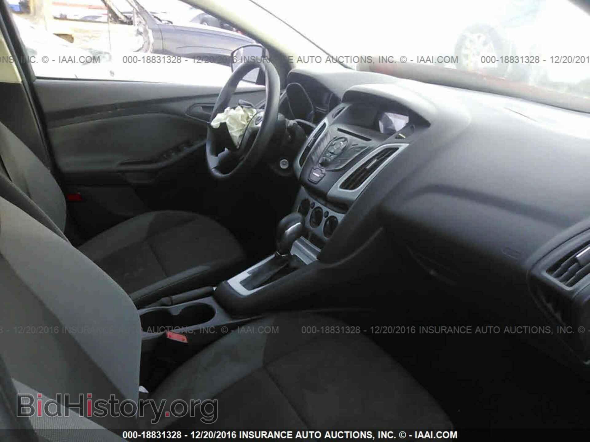 2012 Ford Focus - VIN: 1FAHP3F22CL367631 - Фото 5