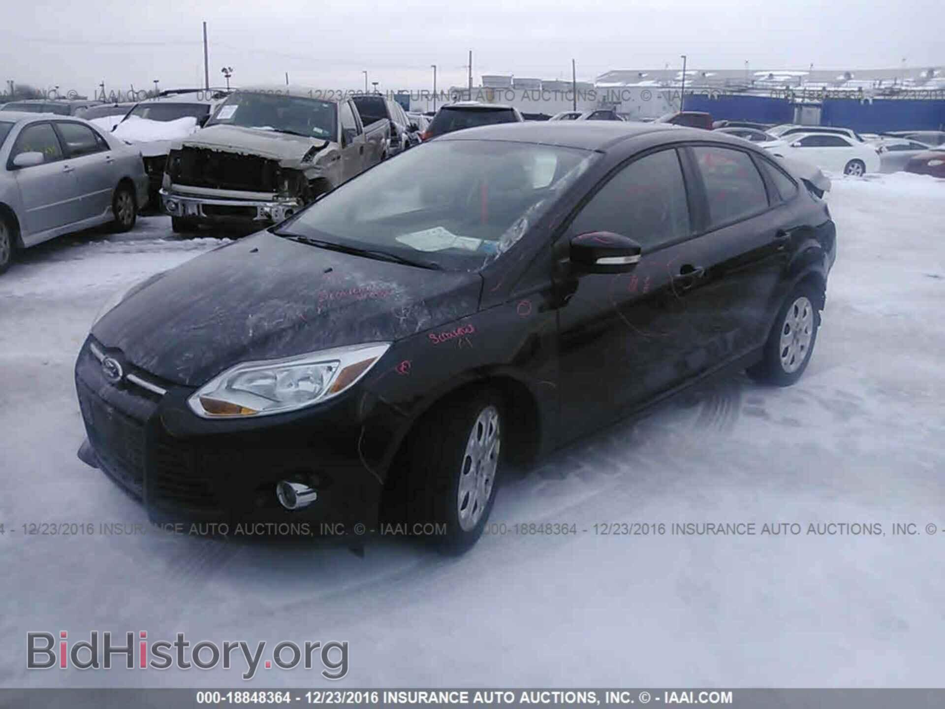 2012 Ford Focus - VIN: 1FAHP3F27CL299407 - Photo 2