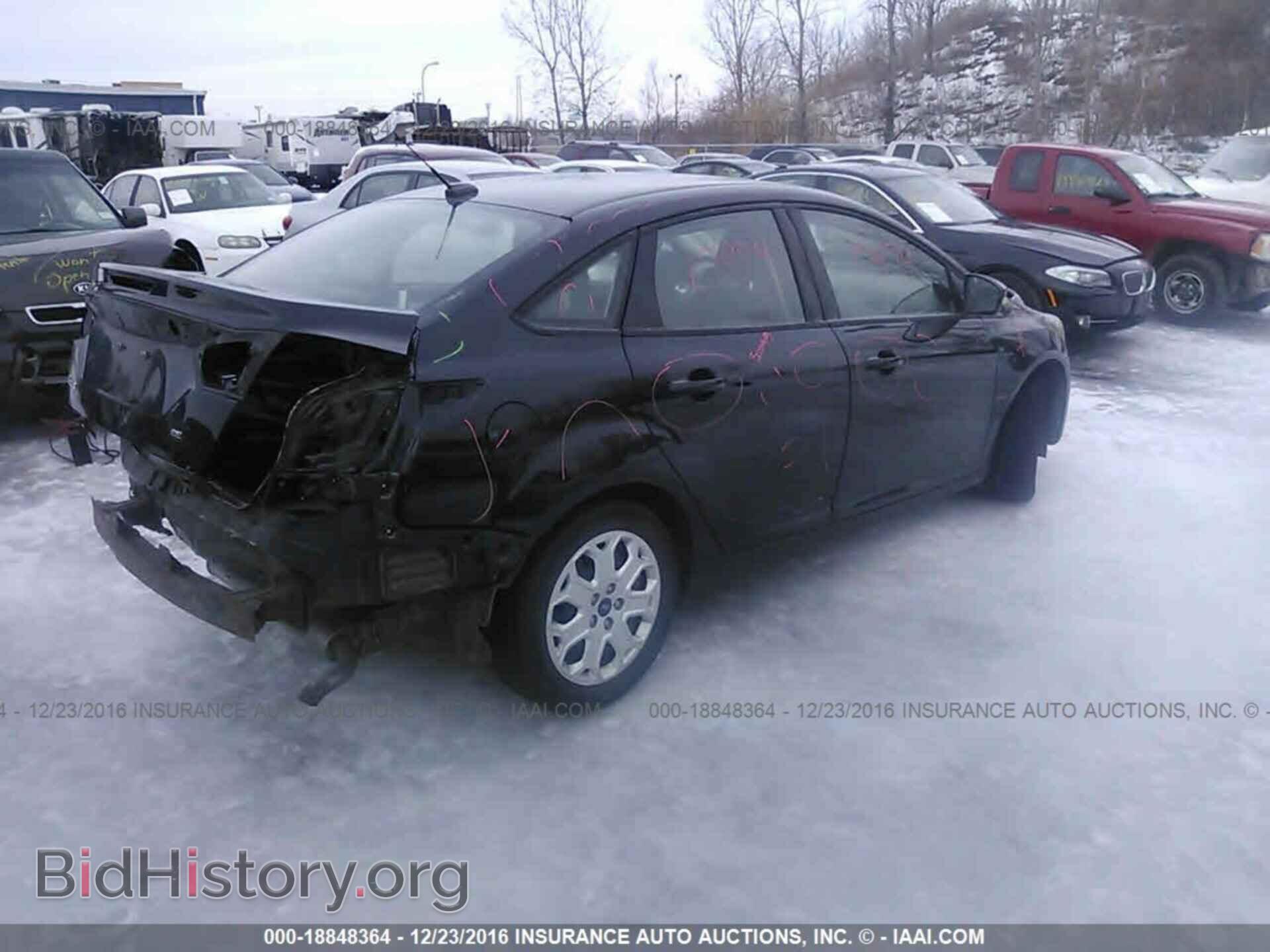 2012 Ford Focus - VIN: 1FAHP3F27CL299407 - Photo 4