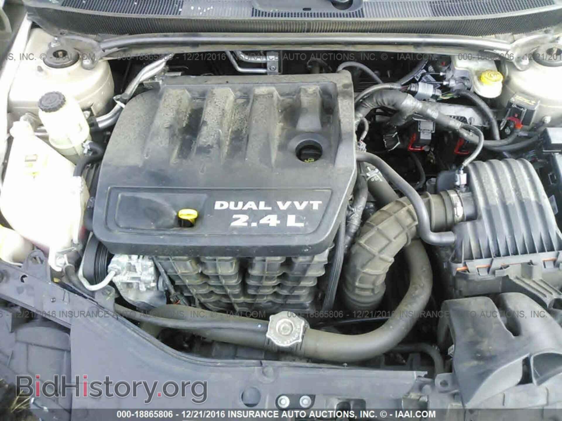 2014 Chrysler 200 - VIN: 1C3BCBEB5EN158029 - Фото 10