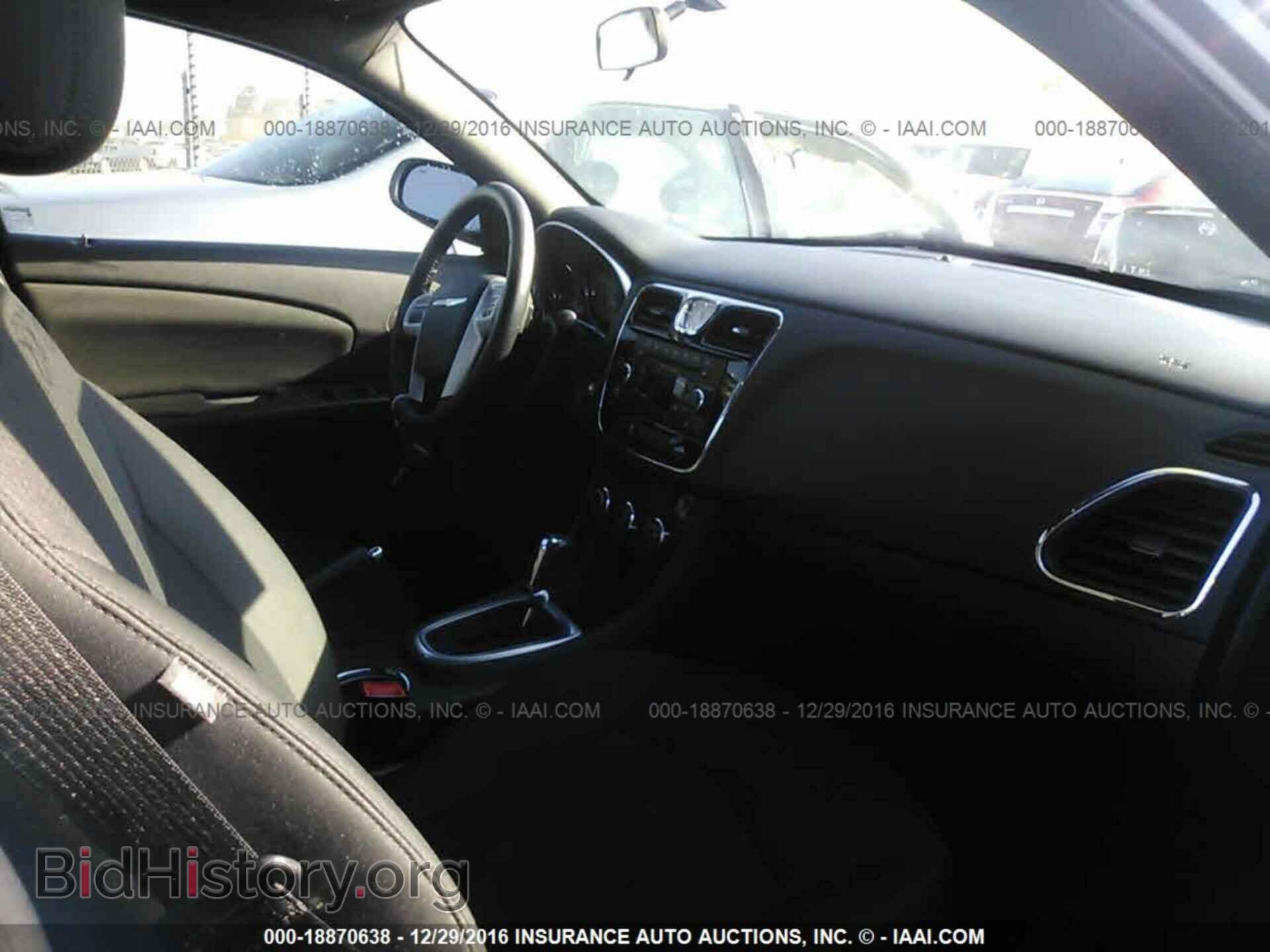 2012 Chrysler 200 - VIN: 1C3CCBBB5CN106597 - Фото 5