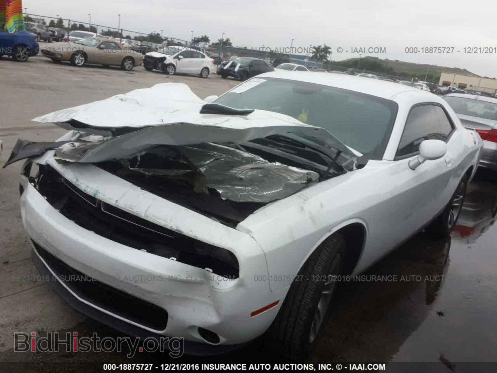 2016 Dodge Challenger - VIN: 2C3CDZAG1GH177569 - Photo 2