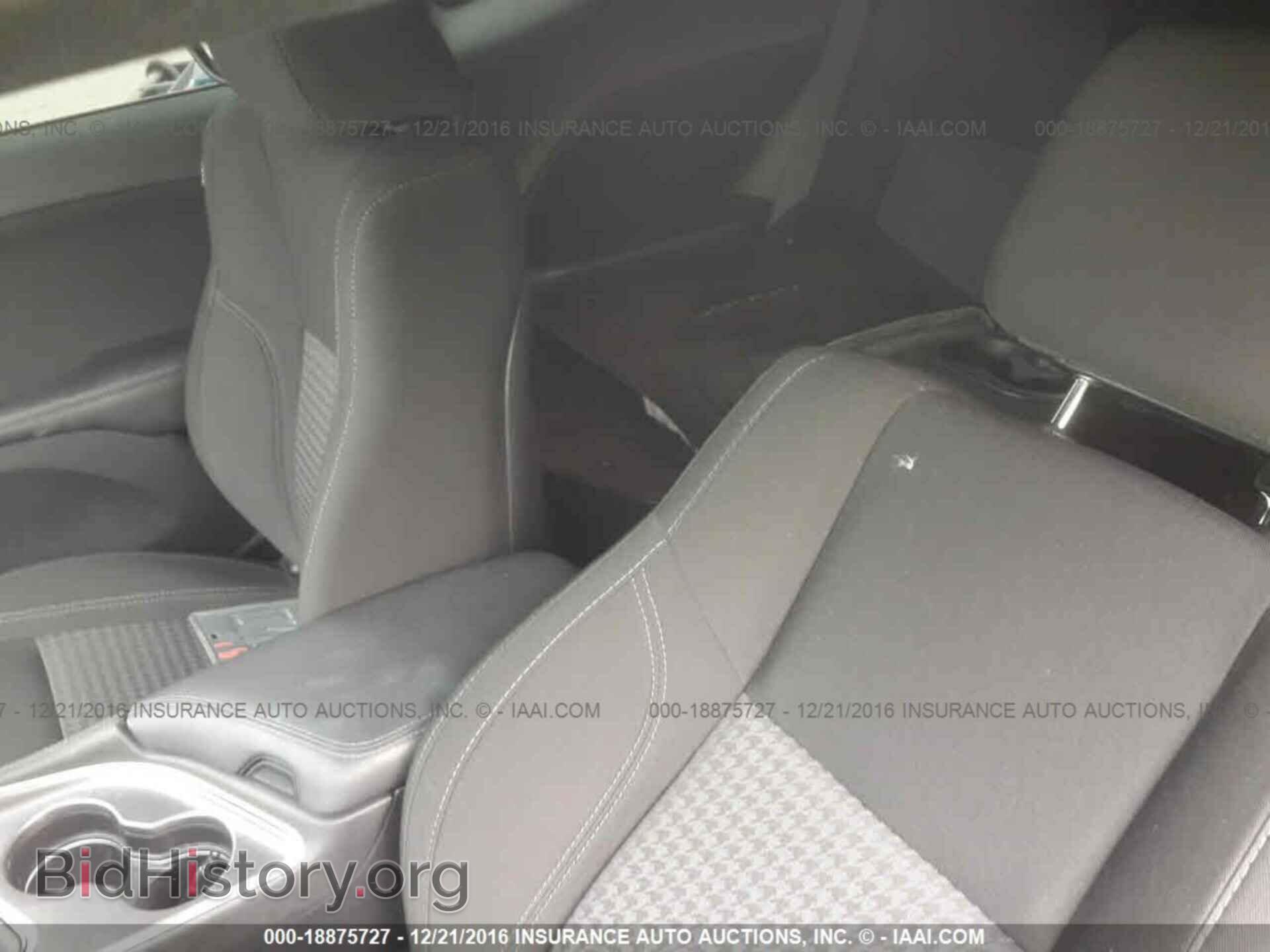 2016 Dodge Challenger - VIN: 2C3CDZAG1GH177569 - Photo 8