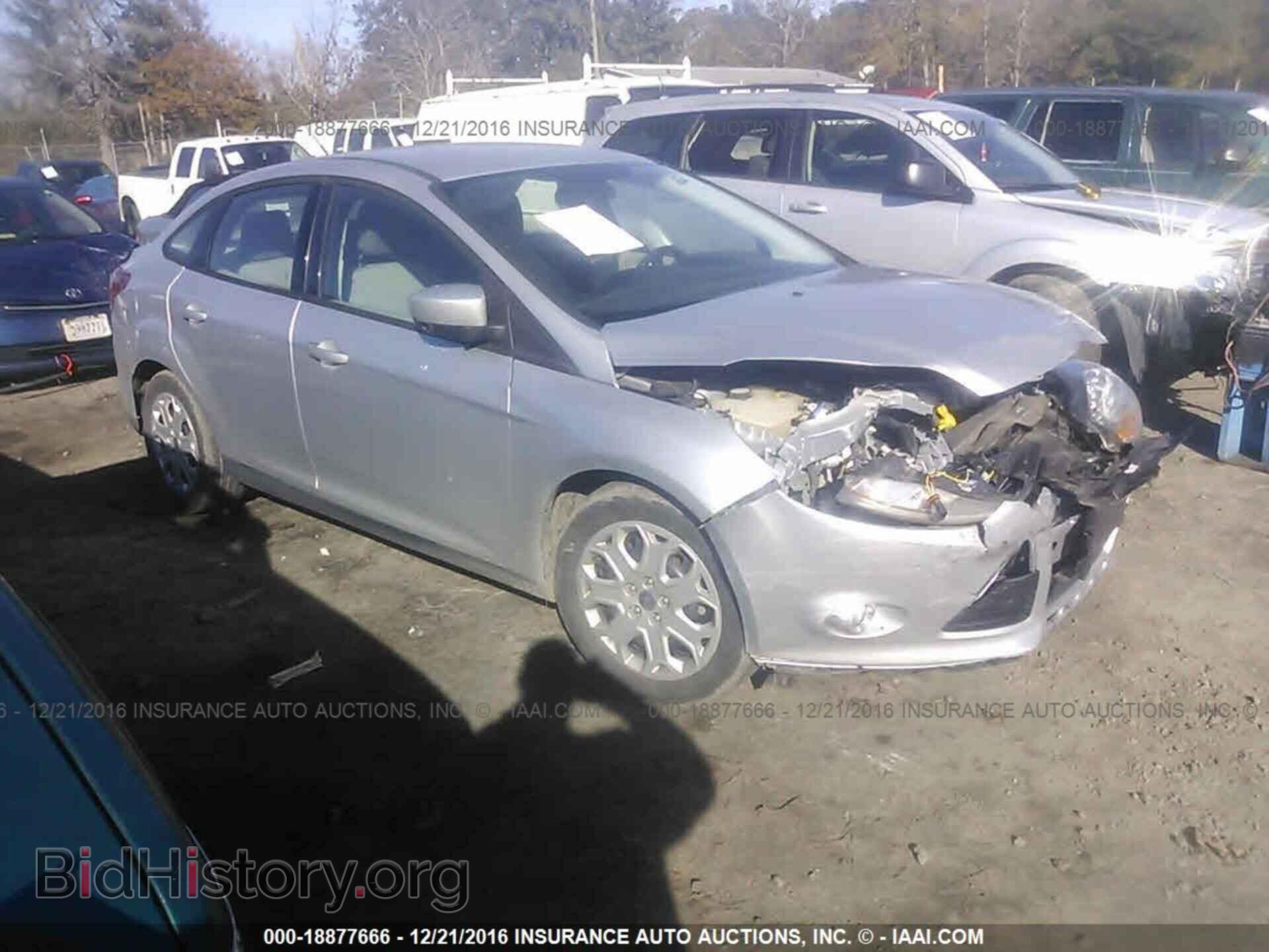 Photo 1FAHP3F28CL241127 - Ford Focus 2012