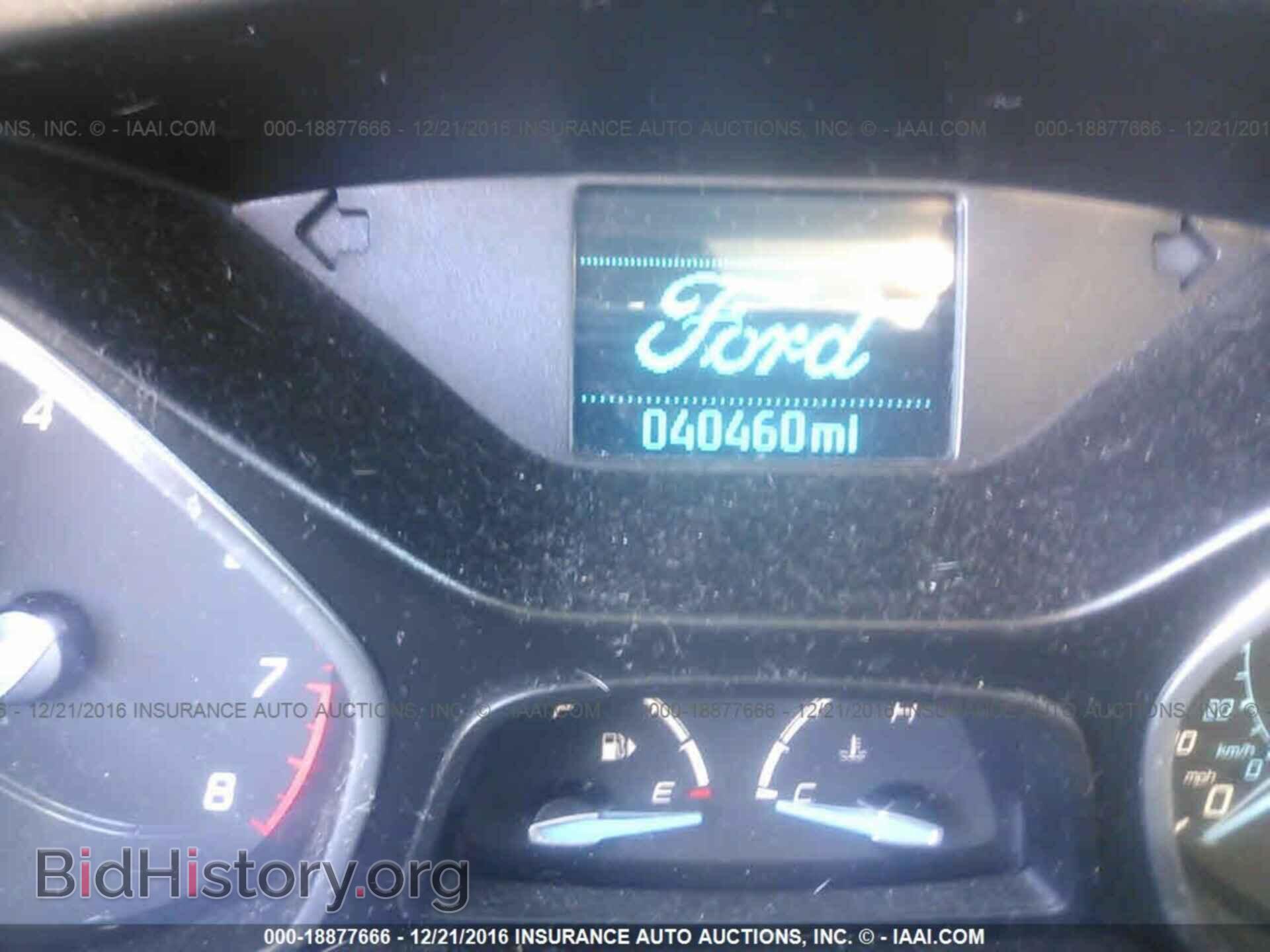 2012 Ford Focus - VIN: 1FAHP3F28CL241127 - Photo 7