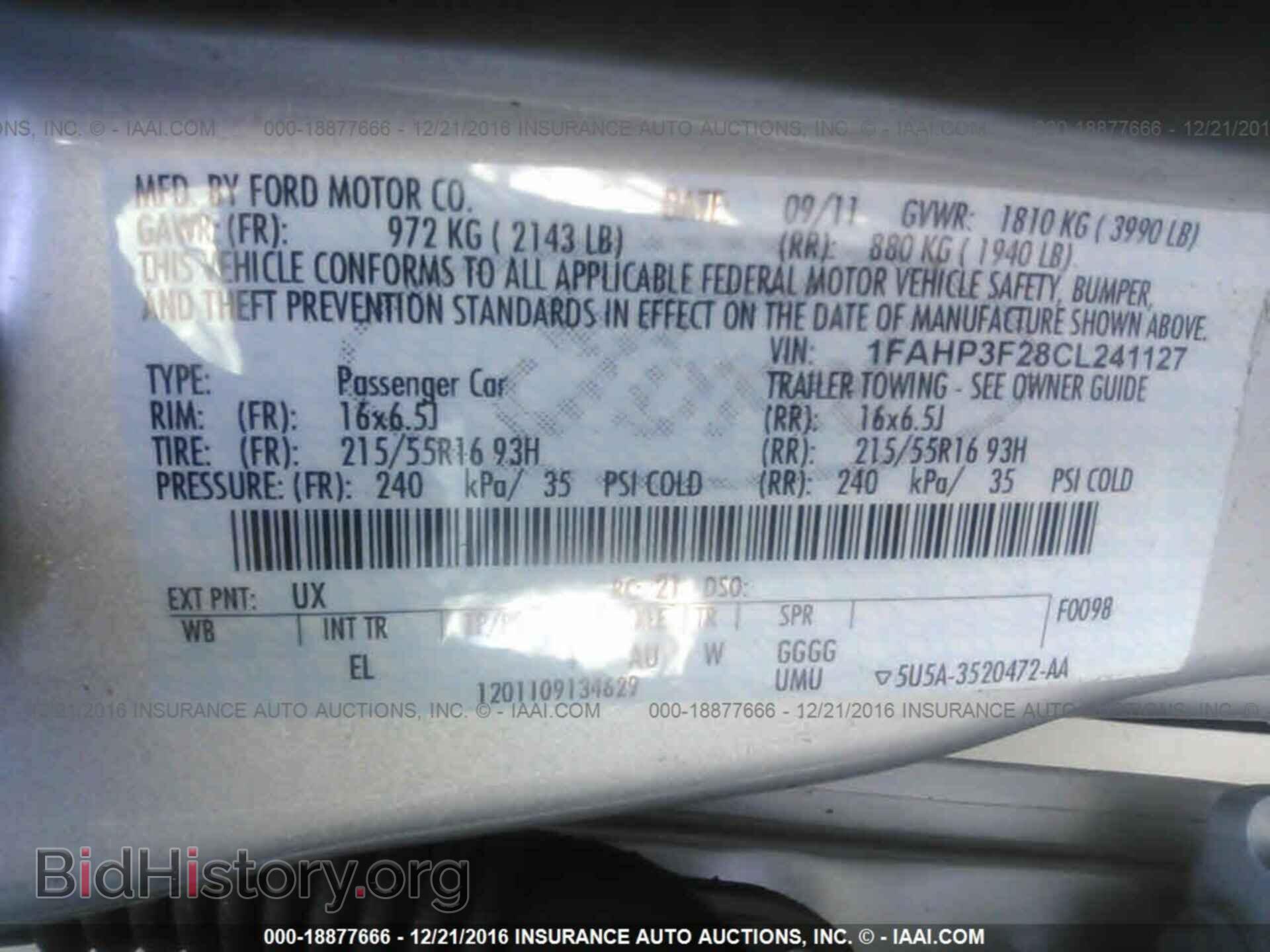 2012 Ford Focus - VIN: 1FAHP3F28CL241127 - Photo 9