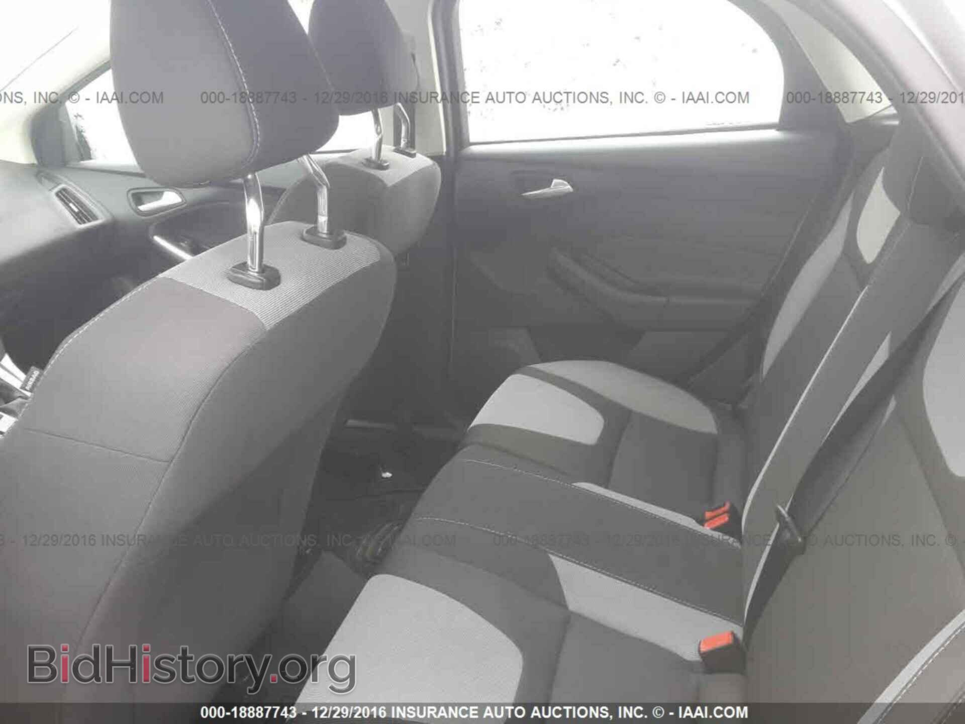 2012 Ford Focus - VIN: 1FAHP3K21CL327157 - Photo 8