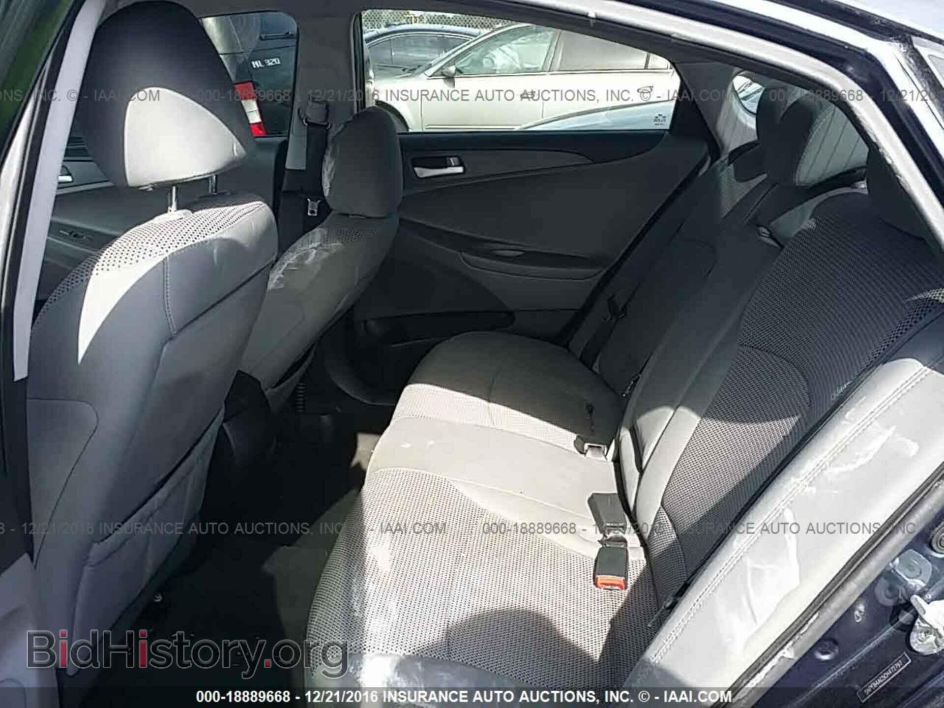 2012 Hyundai Sonata - VIN: 5NPEB4AC5CH472797 - Фото 8