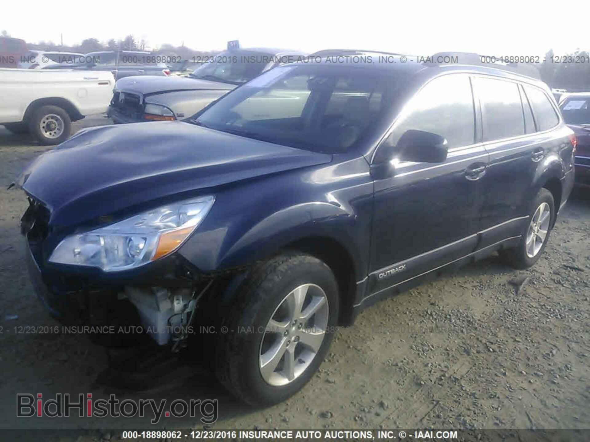 2013 Subaru Outback - VIN: 4S4BRBLC7D3292648 - Фото 2