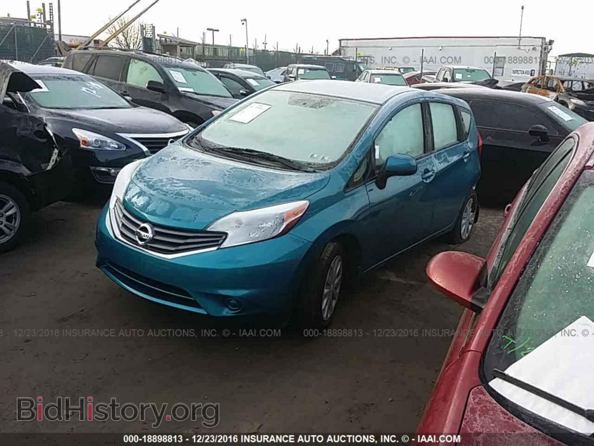 2014 Nissan Versa note - VIN: 3N1CE2CP8EL384979 - Фото 2