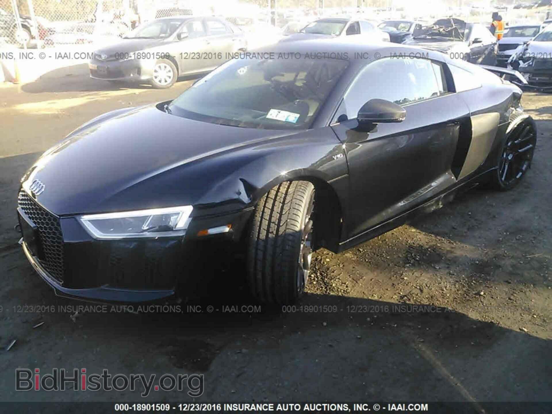 2017 Audi R8 - VIN: WUAKBAFX6H7901117 - Photo 2
