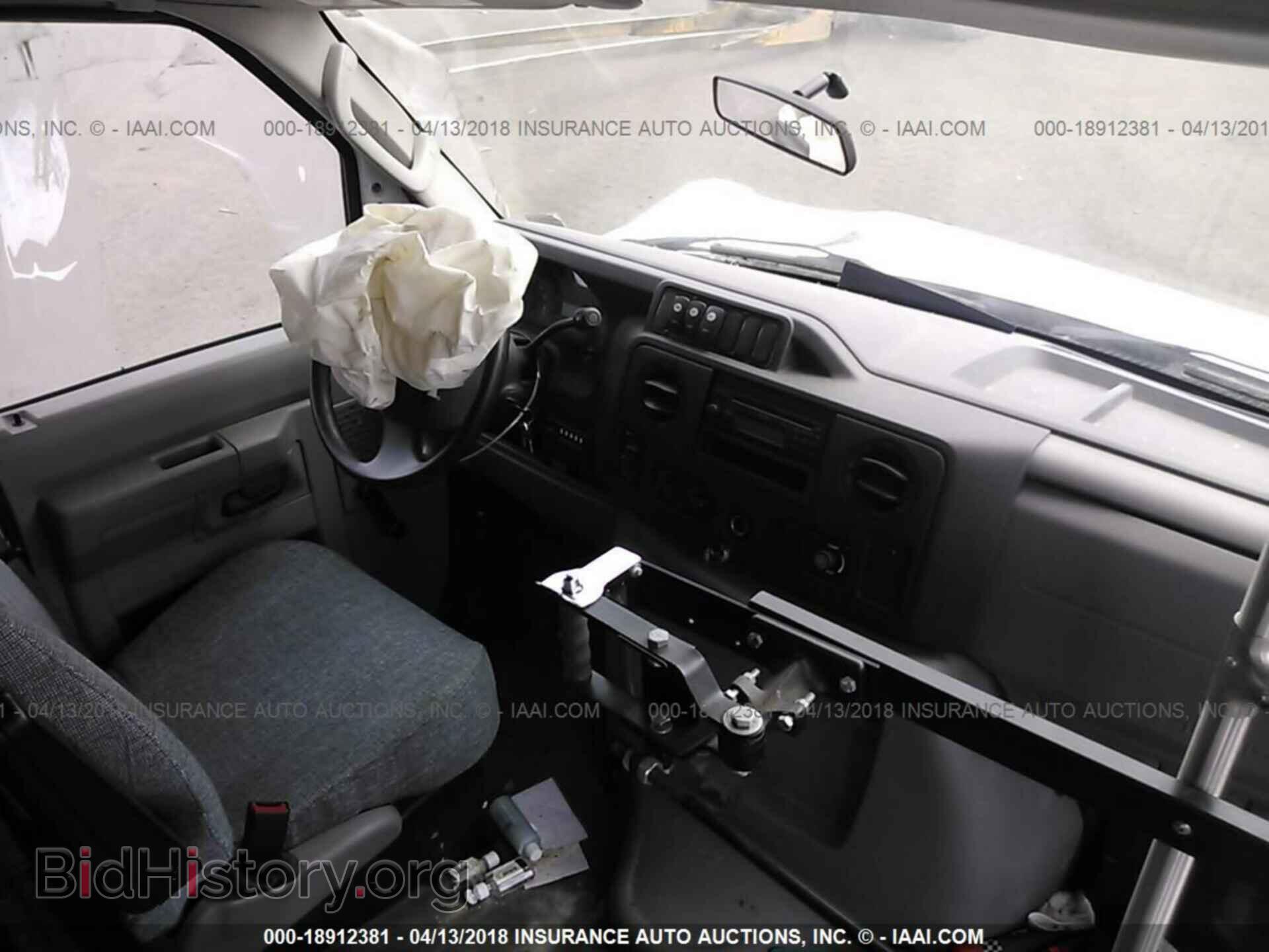 2013 Ford Econoline - VIN: 1FDFE4FS2DDA28873 - Фото 5