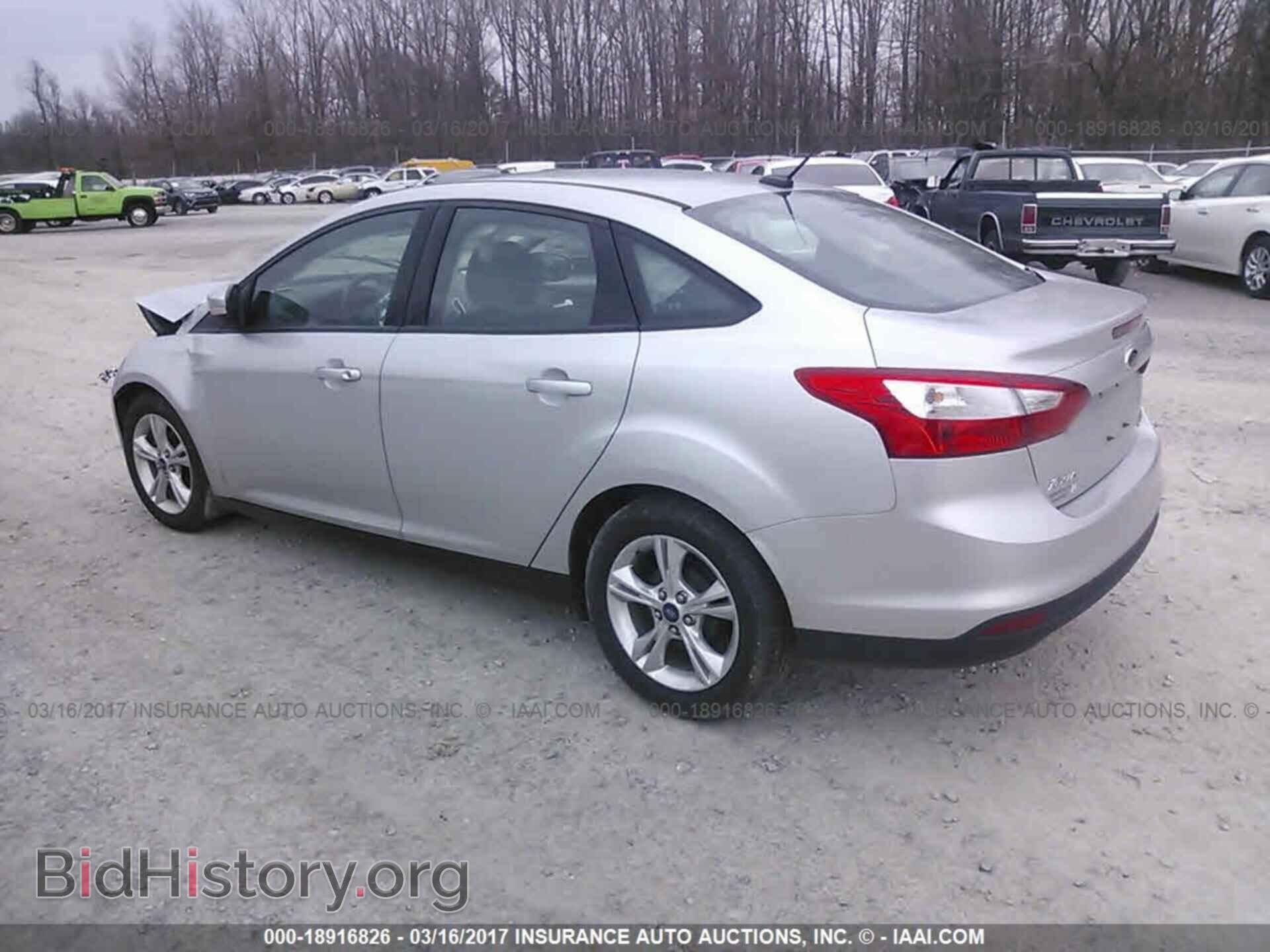 2014 Ford Focus - VIN: 1FADP3F23EL286235 - Фото 3