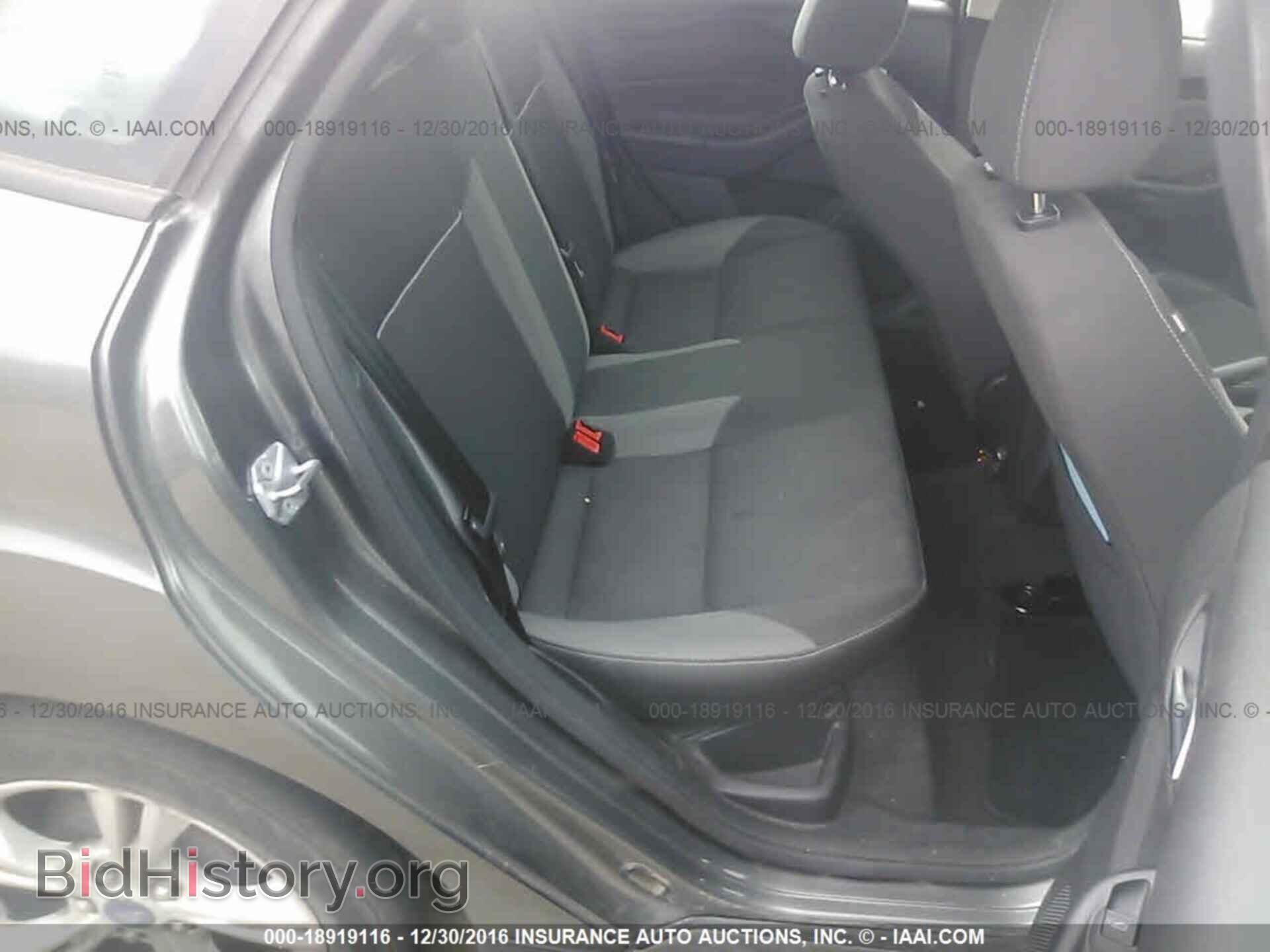 2014 Ford Focus - VIN: 1FADP3F2XEL102232 - Photo 8