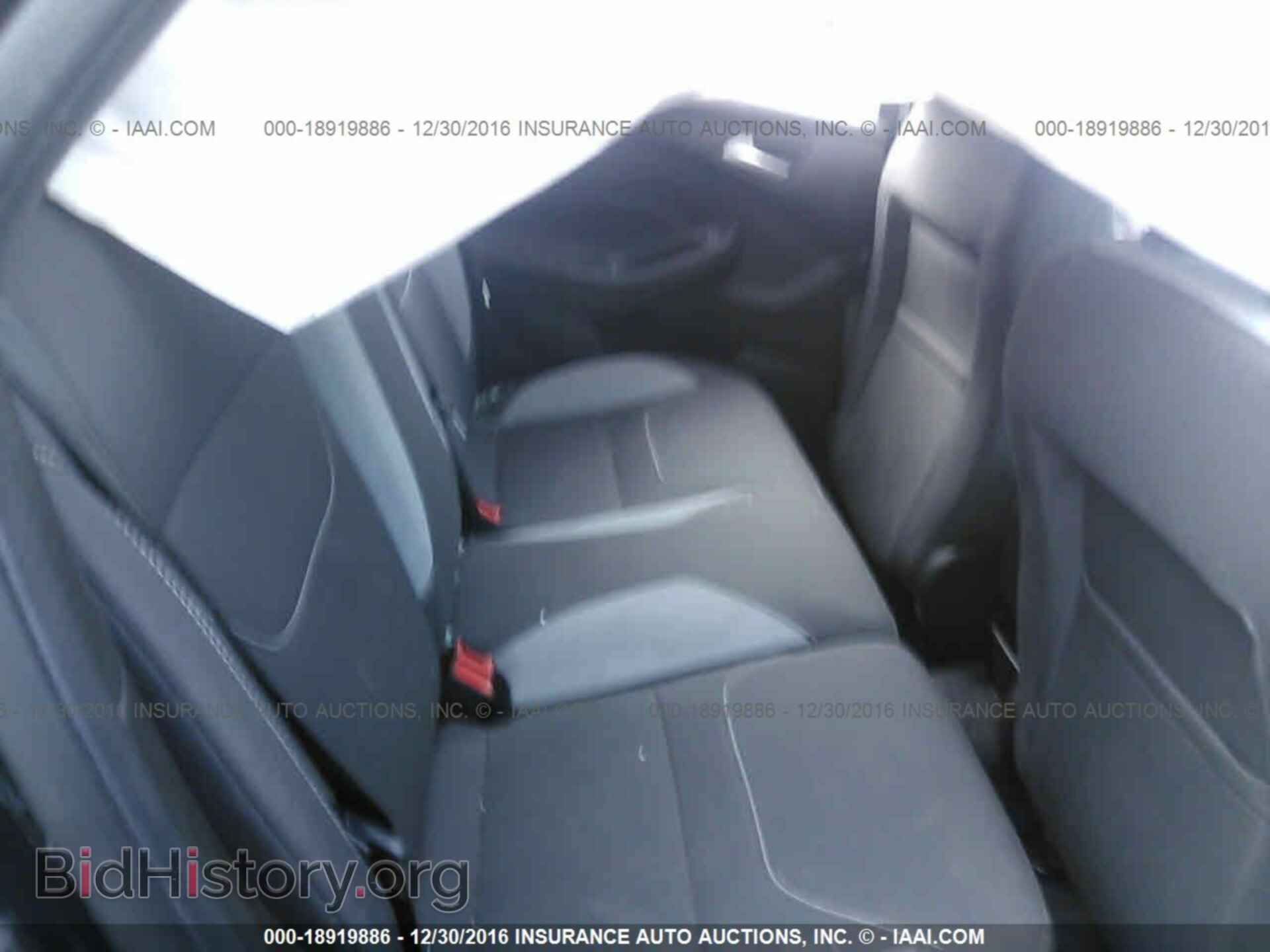2016 Ford Focus - VIN: 1FADP3L96GL282488 - Photo 8