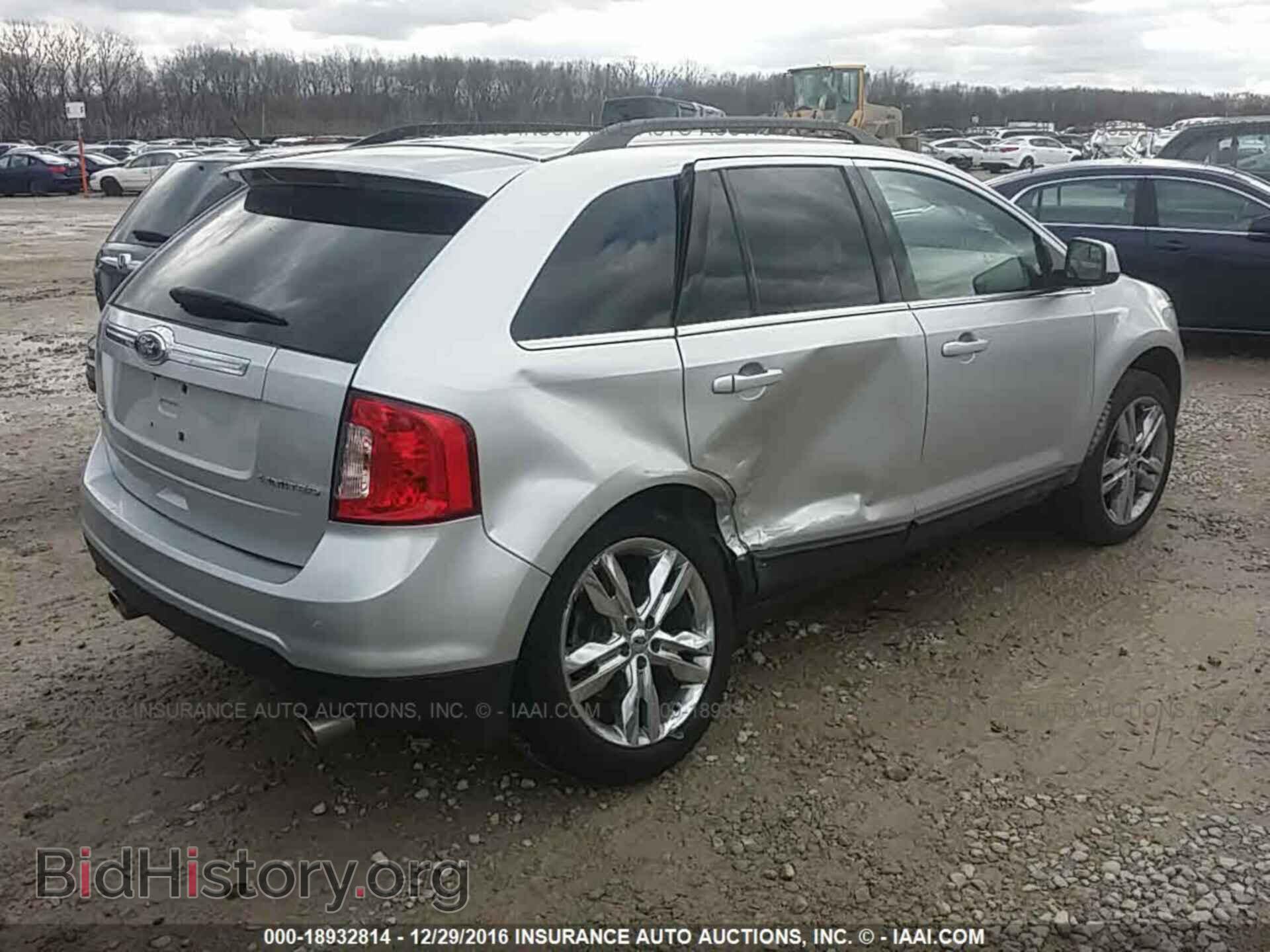 2011 Ford Edge - VIN: 2FMDK3KC4BBA75205 - Photo 4
