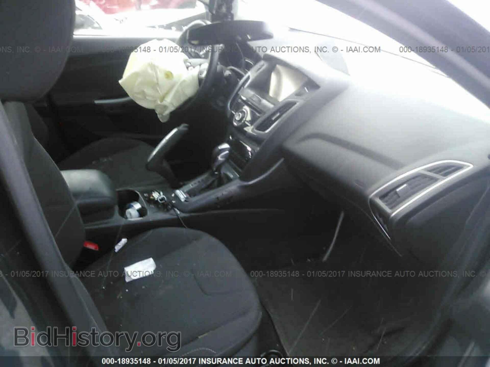 2012 Ford Focus - VIN: 1FAHP3J20CL418308 - Photo 5