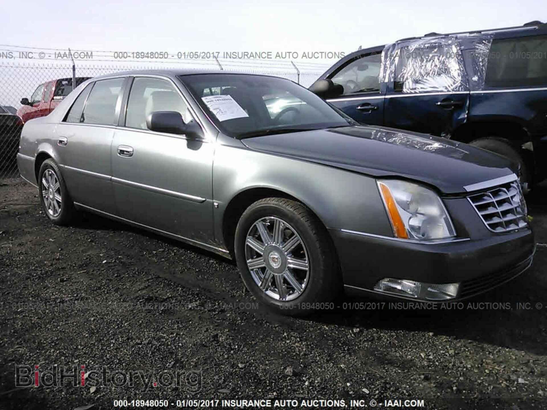 Photo 1G6KD57Y38U134336 - CADILLAC DTS 2008