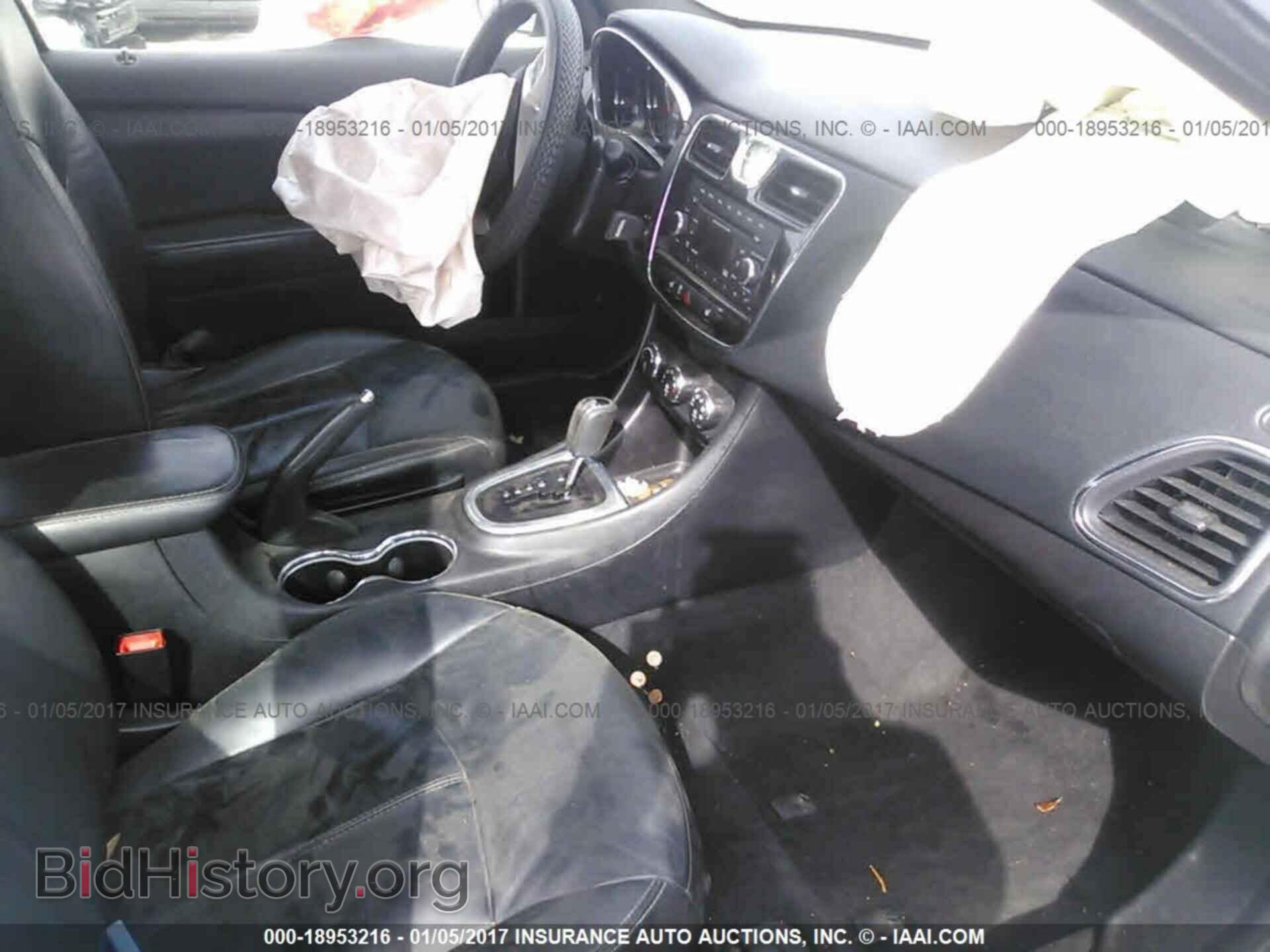 2013 Chrysler 200 - VIN: 1C3CCBCG6DN573376 - Photo 5