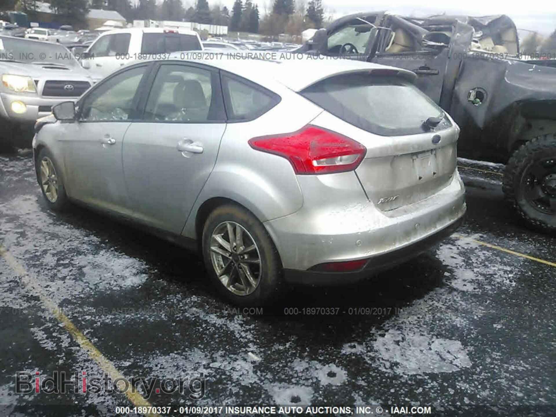 2015 Ford Focus - VIN: 1FADP3K26FL358780 - Фото 3