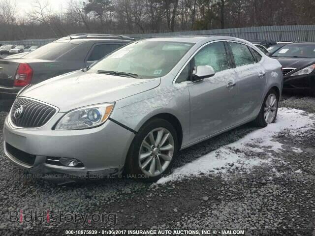 2014 Buick Verano - VIN: 1G4PP5SK8E4200836 - Photo 2