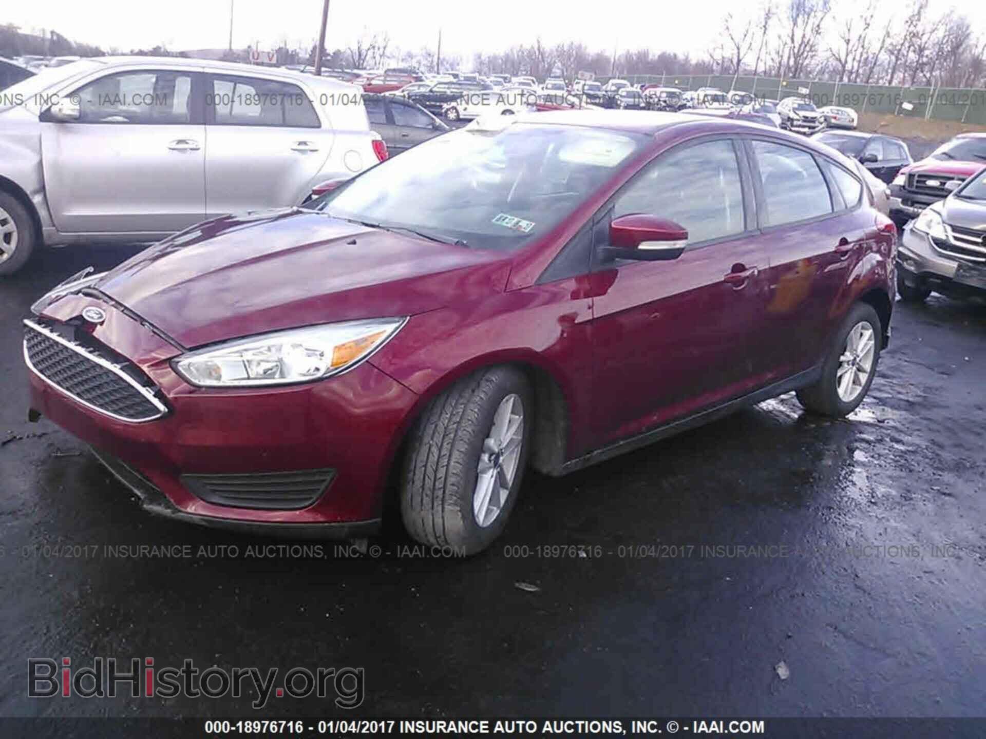 2015 Ford Focus - VIN: 1FADP3K26FL213559 - Фото 2