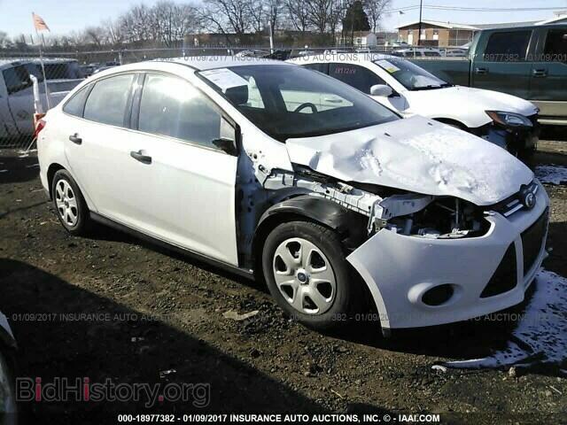 Photo 1FAHP3E24CL344580 - Ford Focus 2012