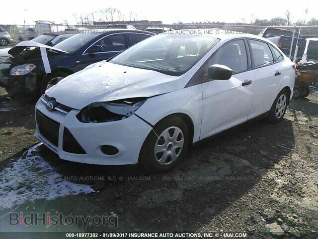 2012 Ford Focus - VIN: 1FAHP3E24CL344580 - Photo 2